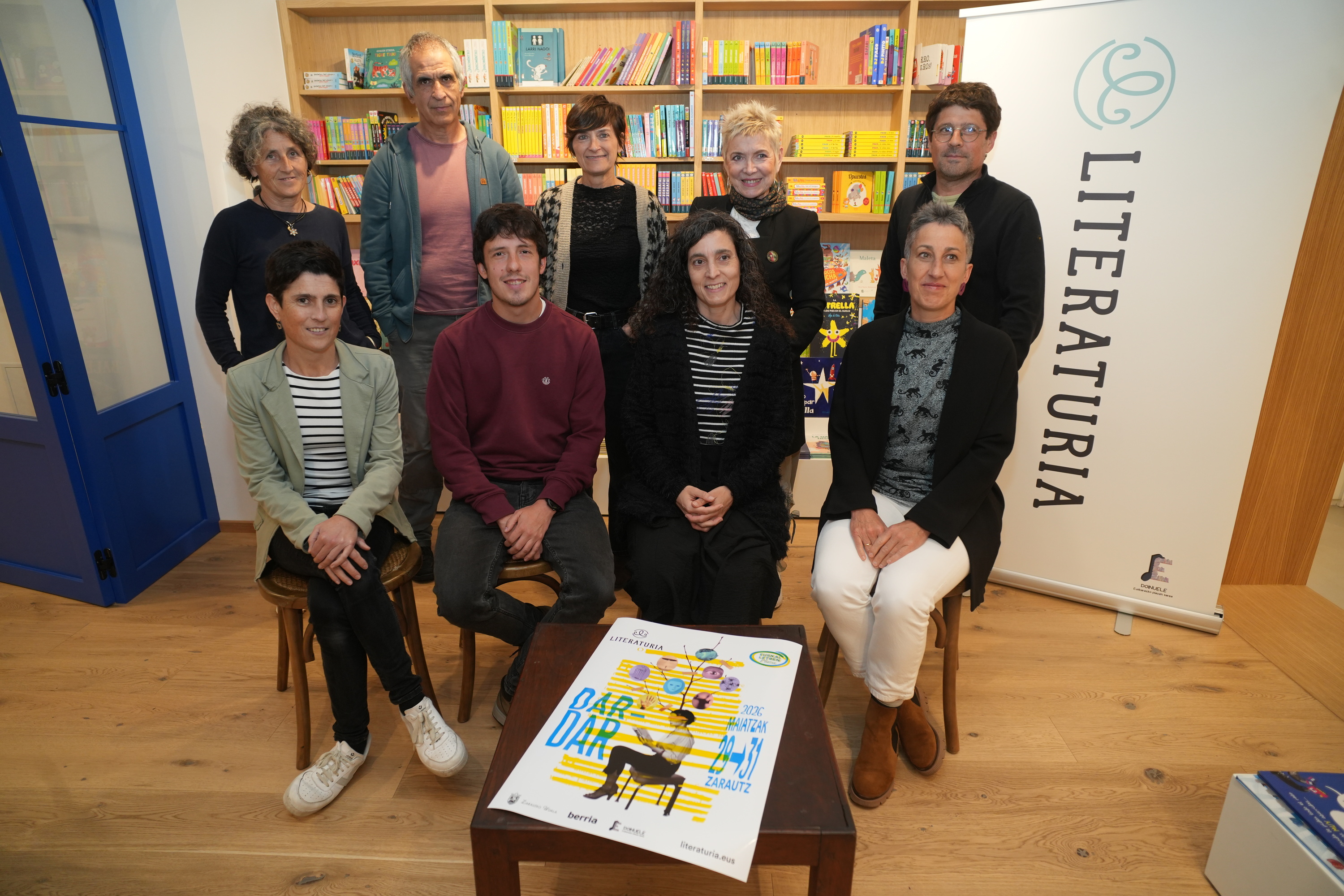 Literaturia jaialdia aurkeztu dute gaur, Zarautzen. JON URBE / FOKU