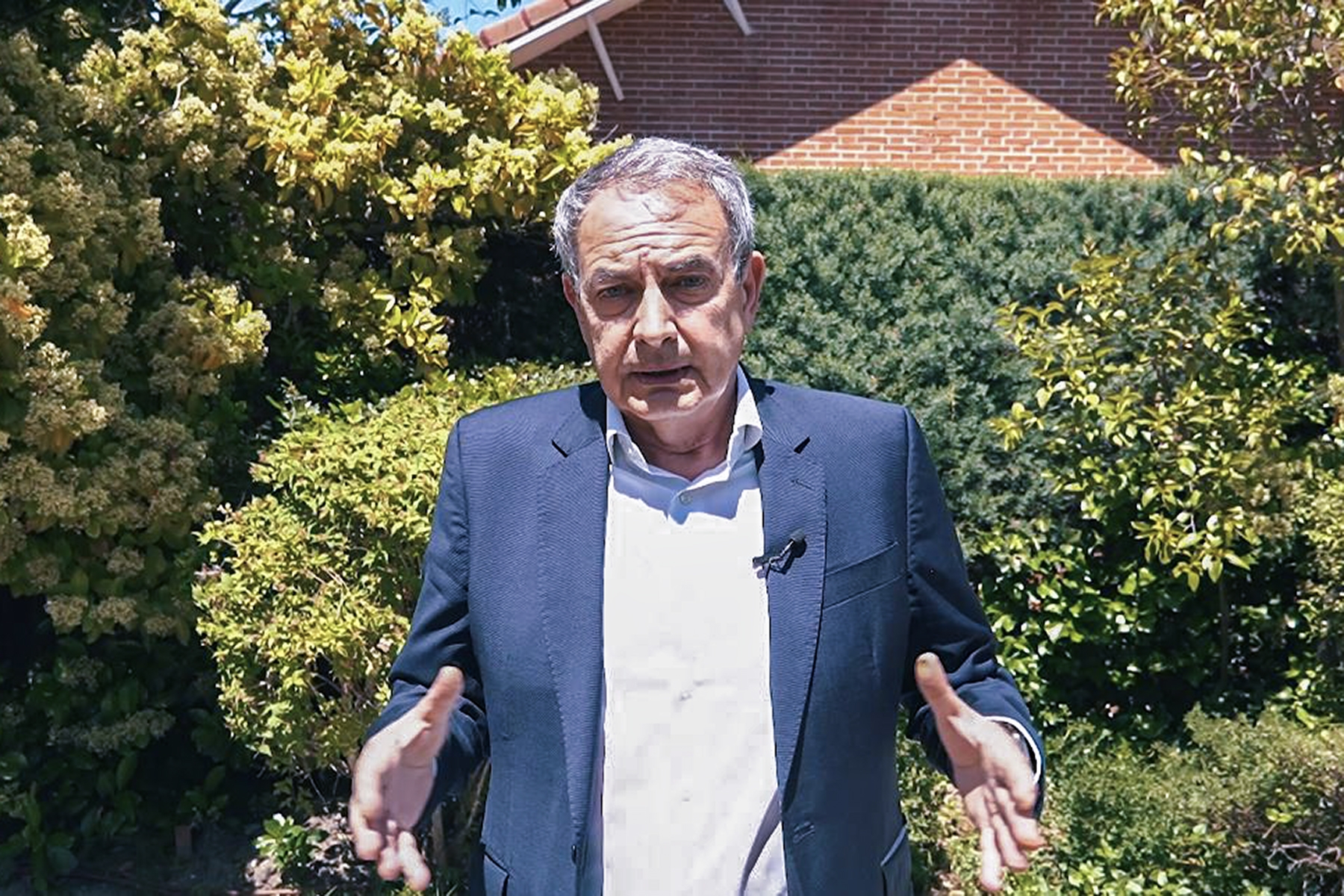 Jose Luis Rodriguez Zapaterok azalpenak emateko gaur zabaldutako bideoaren fotograma bat. EFE