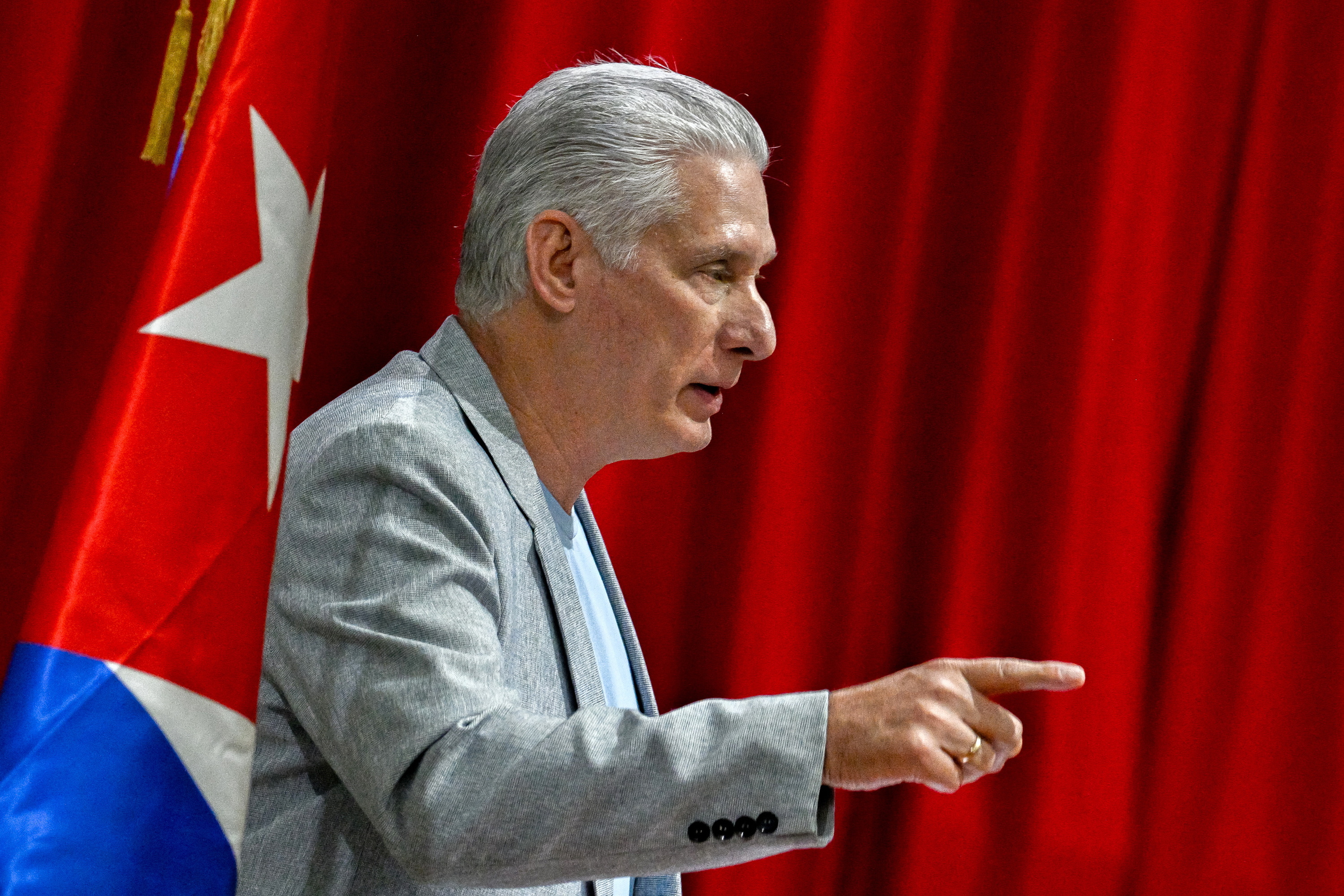 Miguel Diaz Canel, artxiboko irudi batean. ADALBERTO ROQUE / EFE