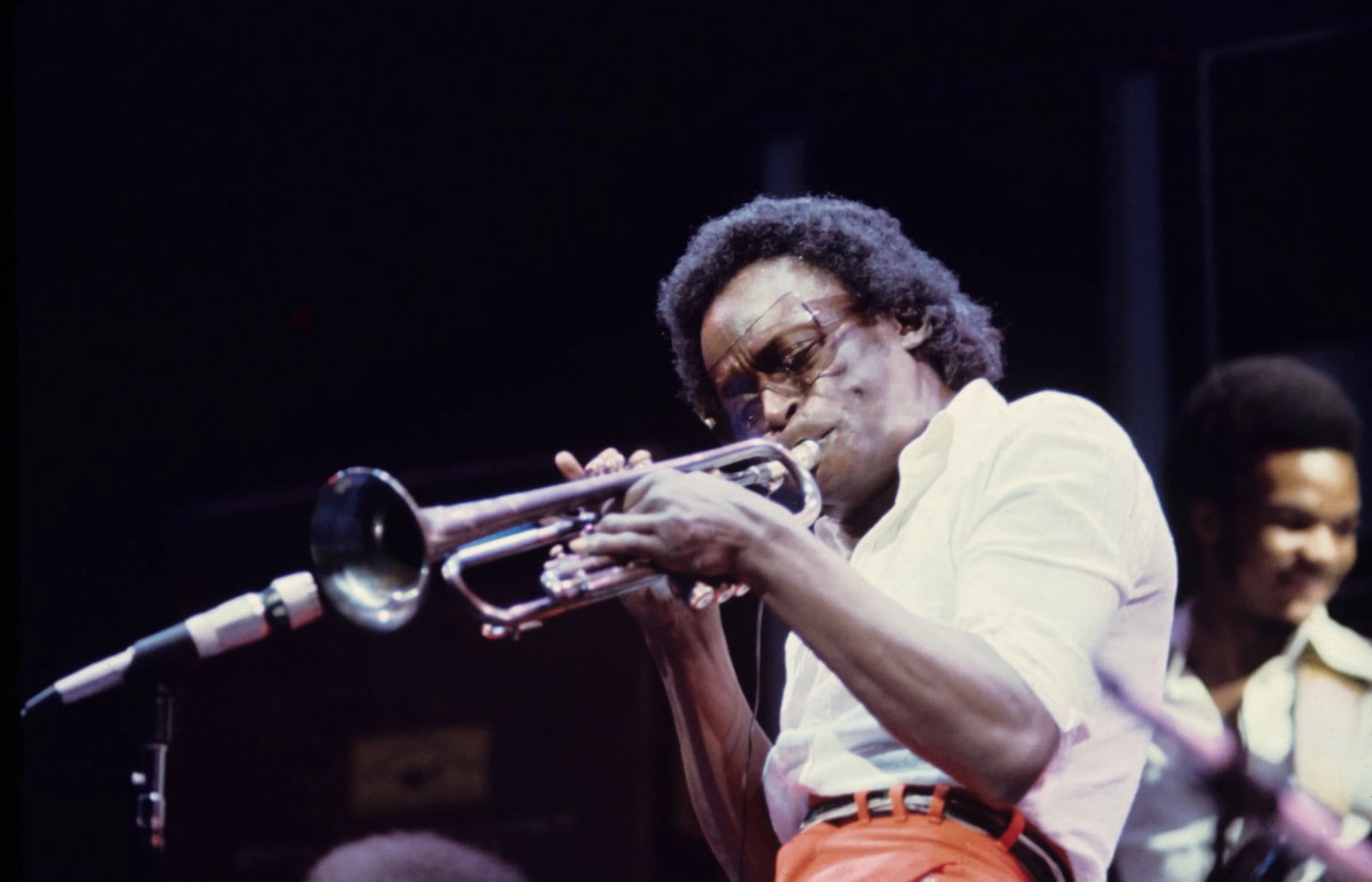Miles Davisen irudi bat, New Yorken antolatutako ekitaldi batean ikusgai jarritakoa. MILES DAVIS PHOTO