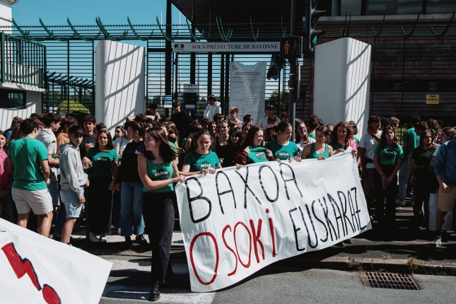 Baxoa euskaraz protesta