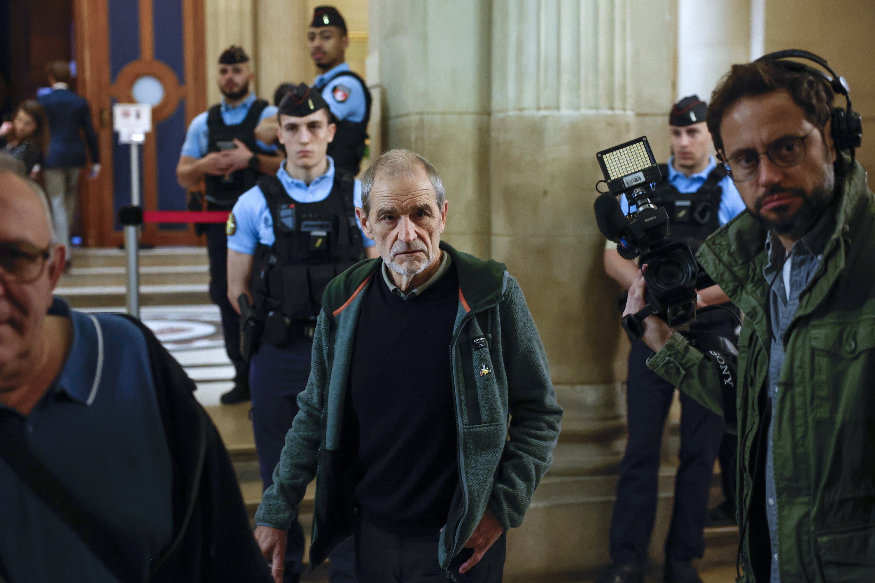 Josu Urrutikoetxea, Parisko Dei Auzitegian, apirilean. YOAN VALAT / EFE