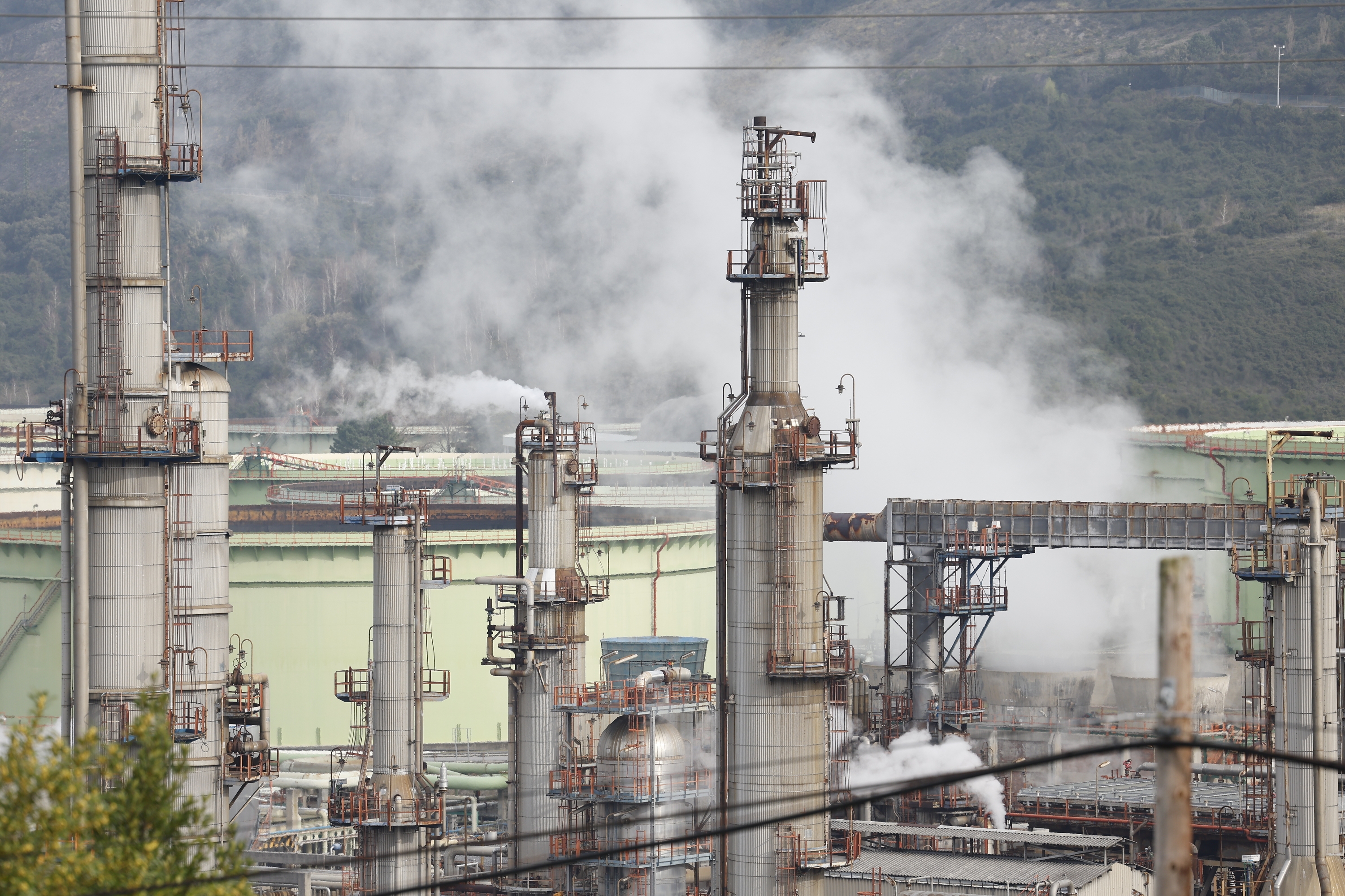 Petronorren findegia Muskizen, Bizkaia, artxiboko irudi batean. MIGUEL TOÑA / EFE