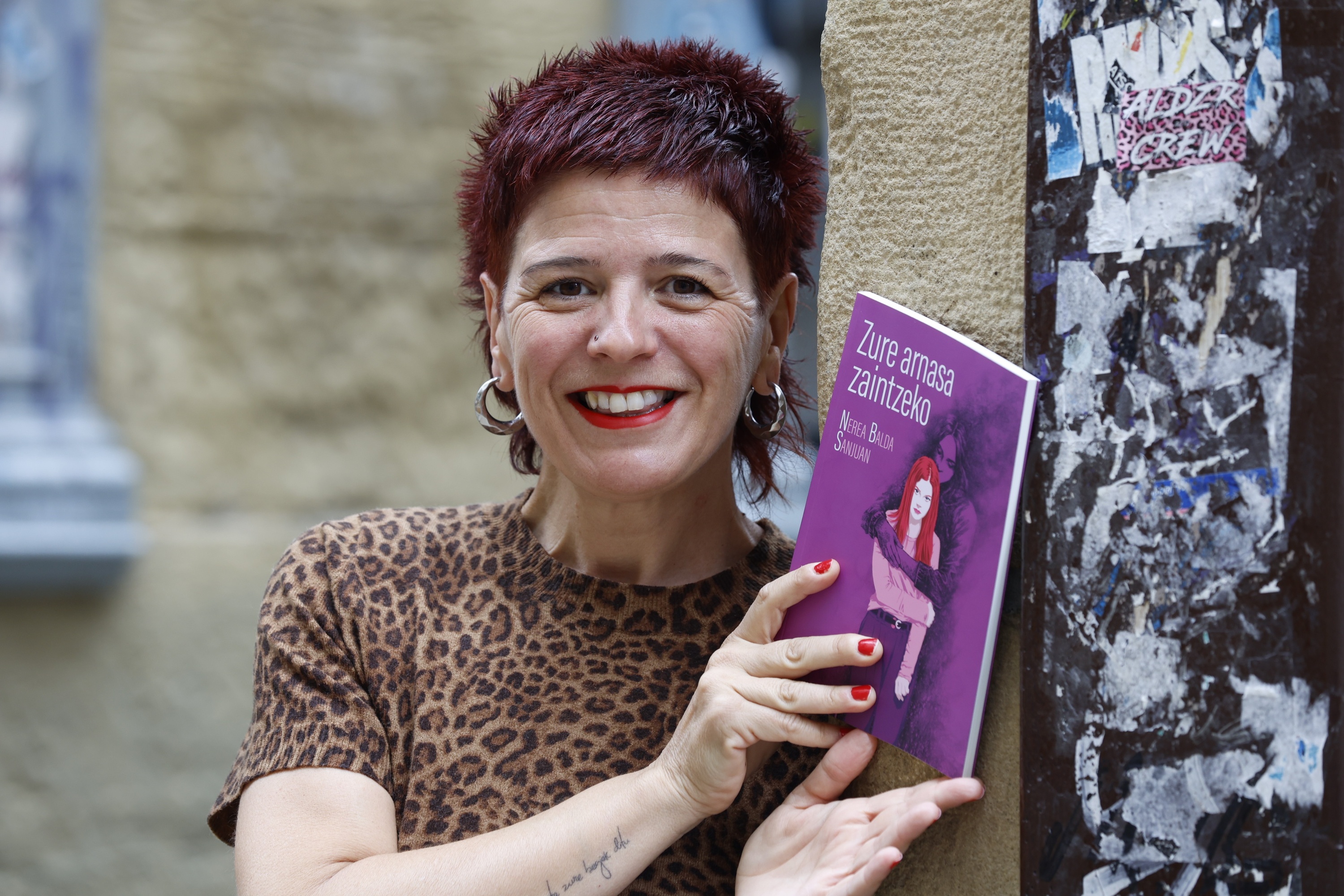 Nerea Balda idazlea, Donostian, aurkezpenaren egunean. MAIALEN ANDRES / FOKU