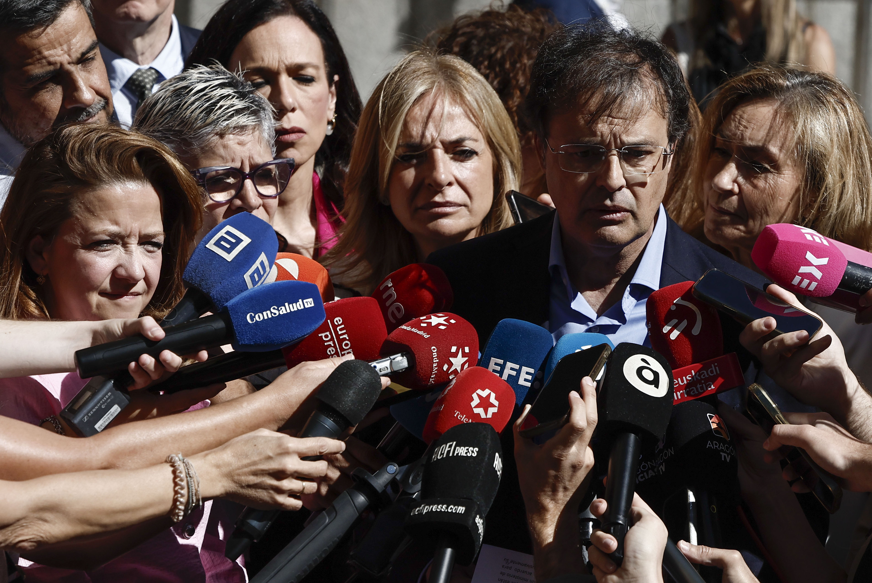 Alberto Martinez Eusko Jaurlaritzako Osasun sailburua, Madrilen, bilera hasi aurretik. SERGIO PEREZ / EFE