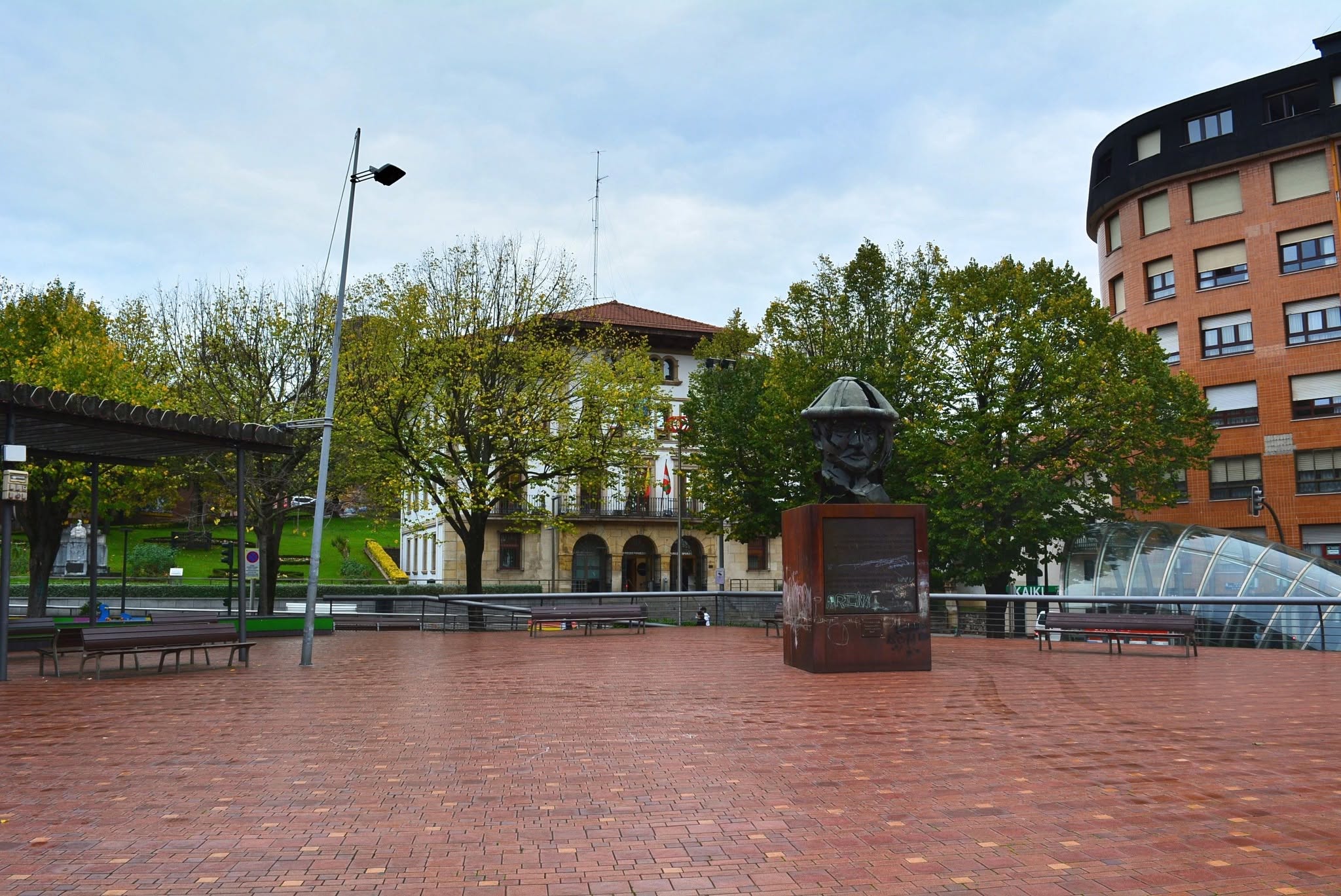 Udaletxea Sestaoko Kasko plazan, artxiboko irudian. BERRIA