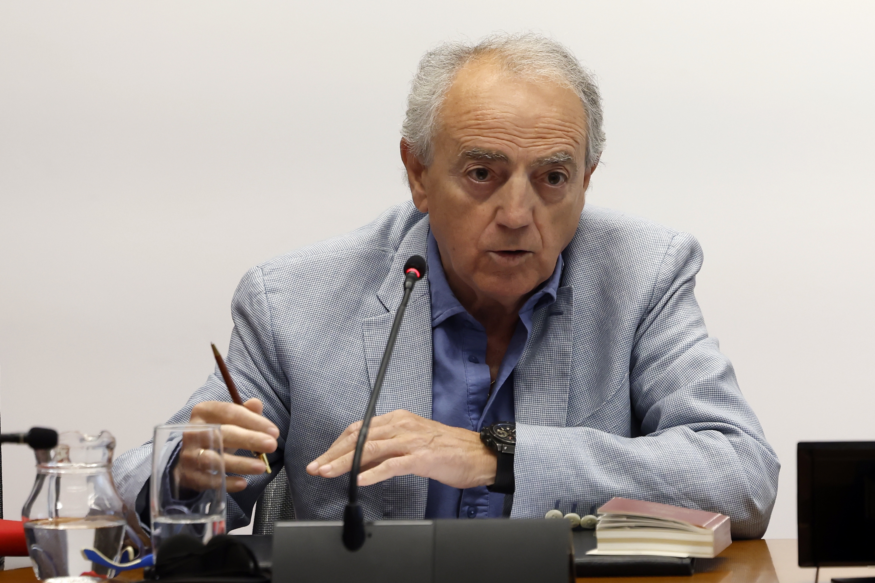 MIguel Sanz Nafarroako Gobernuko lehendakari ohia, gaur, parlamentuan. JESUS DIGES / EFE