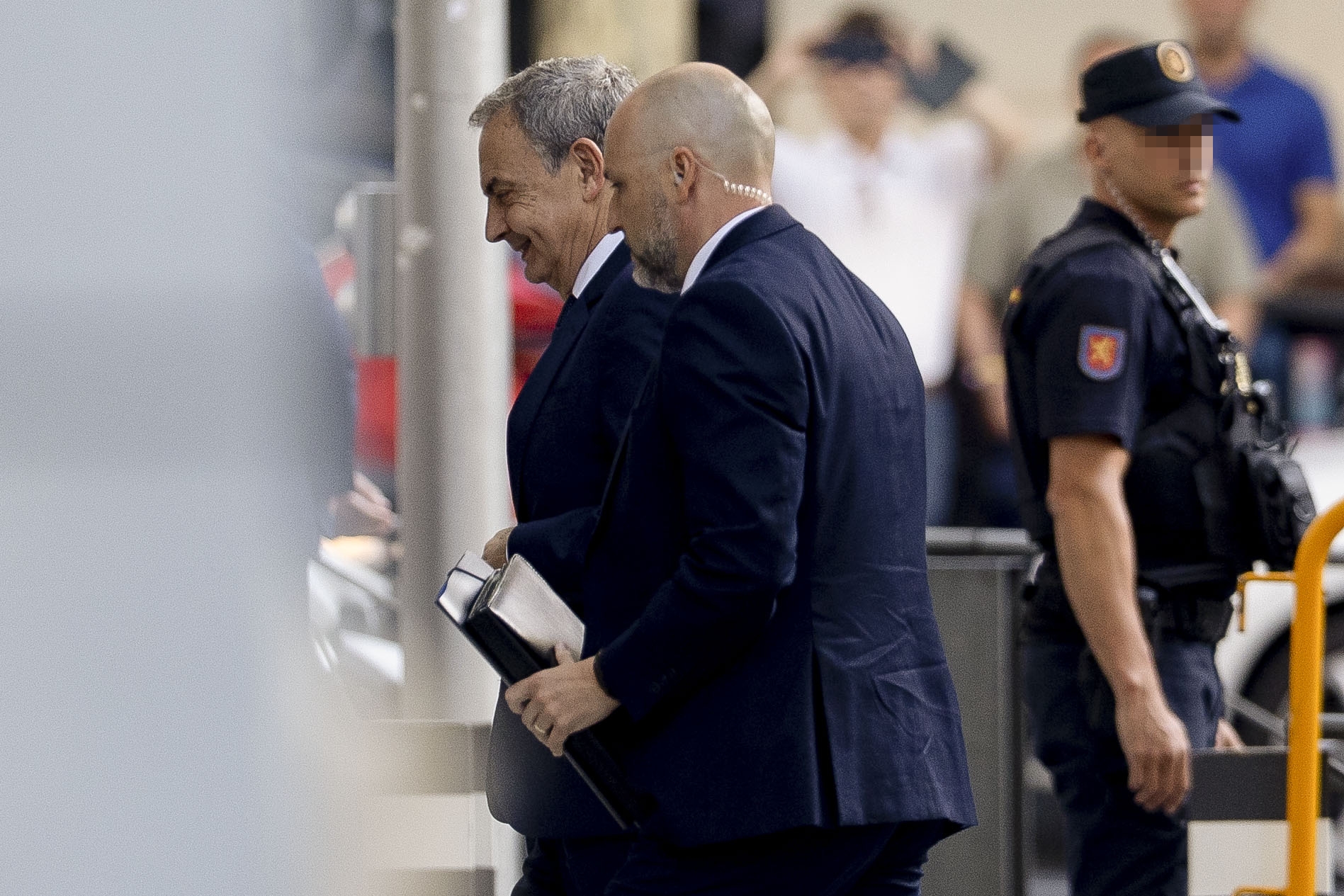 Jose Luis Rodriguez Zapatero Espainiako presidente ohia, gaur, Auzitegi Nazionalera ailegatzen. DANIEL GONZALEZ / EFE