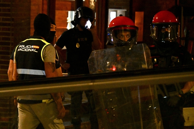 (ID_16189333) (Mikel Martinez de Trespuentes/@FOKU) 2026-06-16, Getxo. Islamera bihurtutako euskal herritar bat atxilotu du Polizia...