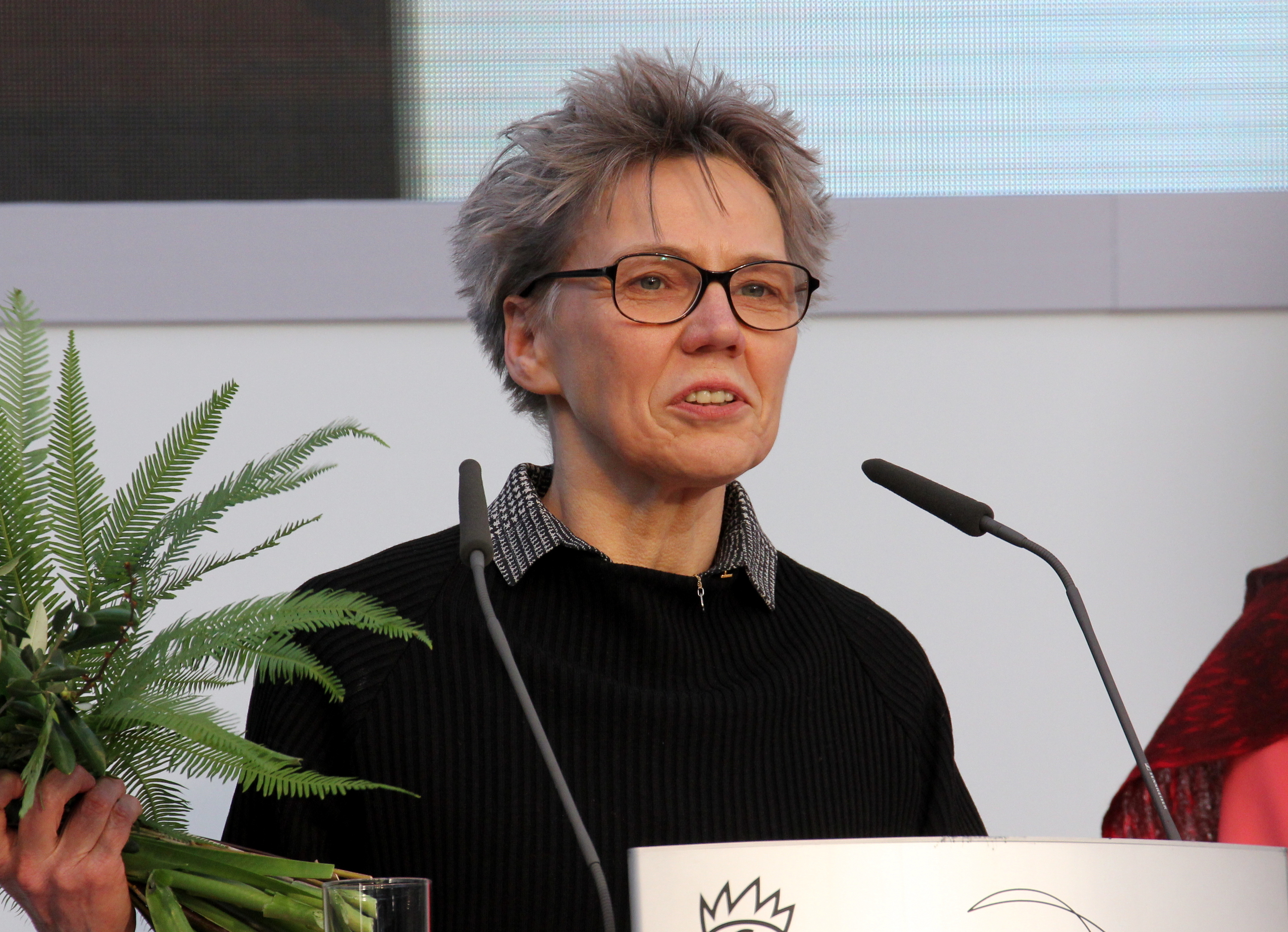 Esther Kinsky idazle alemaniarra, 2018an, Leipzigeko liburu azokan. HEIKE HUSLAGE-KOCH