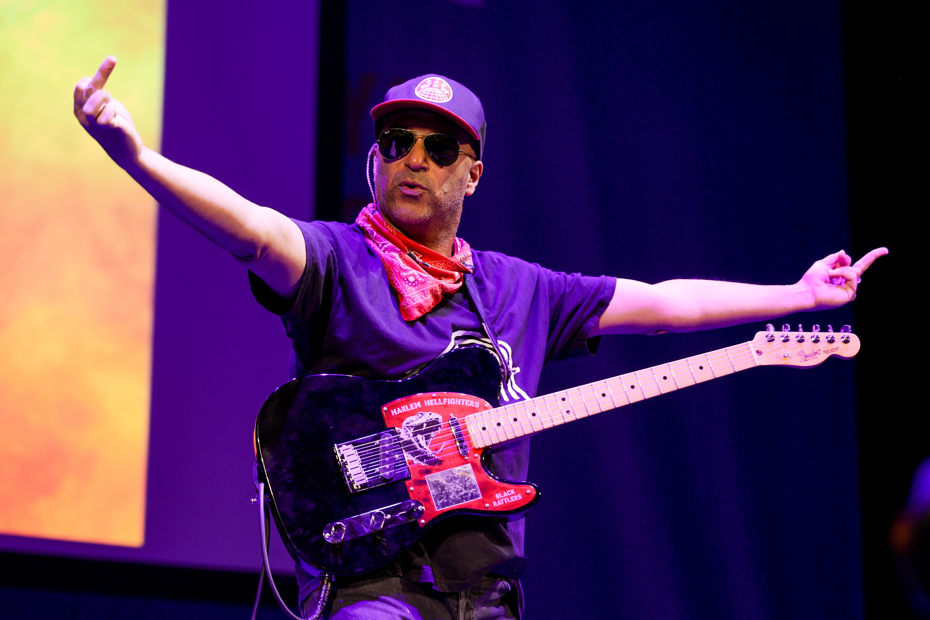 Tom Morello, otsailean, Los Angelesen emandako kontzertu batean. CHRIS TORRES / EFE