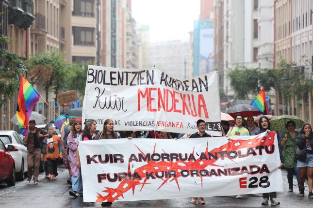 LGTBI Komunitatearen Nazioarteko Eguneko manifestazioa Bilbon, arratsaldean. OSKAR MATXIN EDESA / FOKU