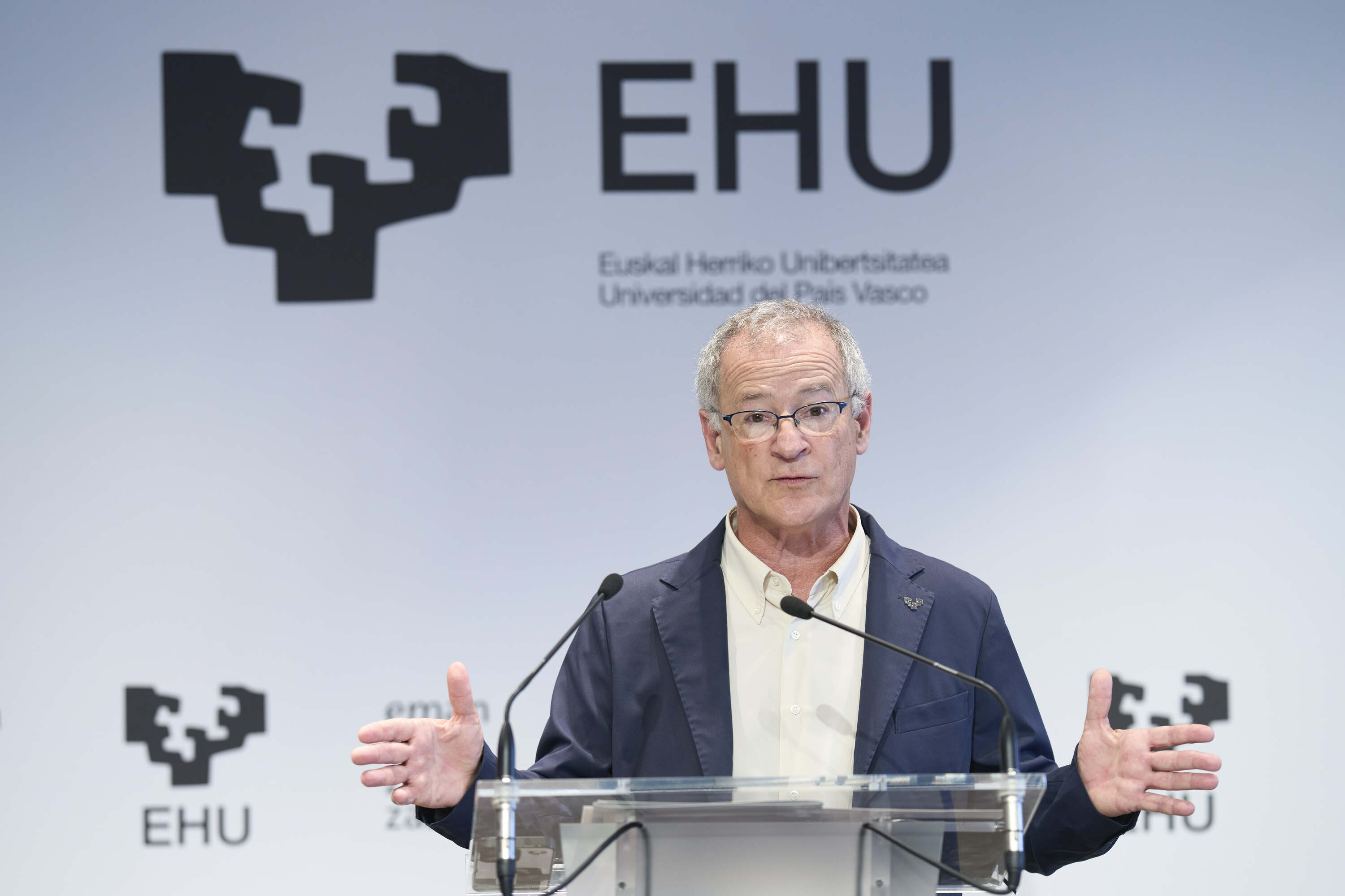 Joxerramon Bengoetxea EHUko errektorea. ADRIAN RUIZ HIERRO / EFE