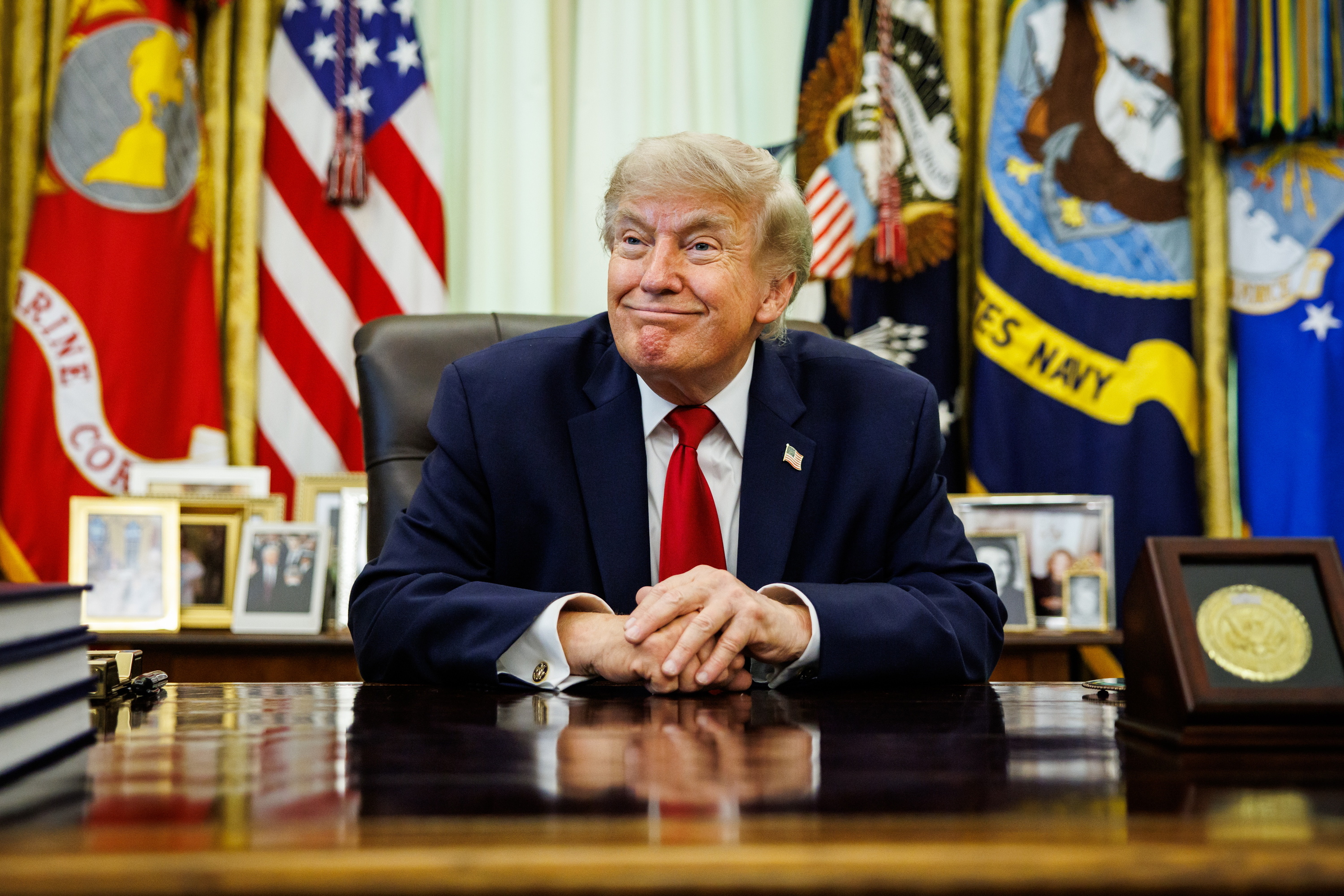 Donald Trump AEBetako presidentea Etxe Zurian, herenegun. SAMUEL CORUM / EFE