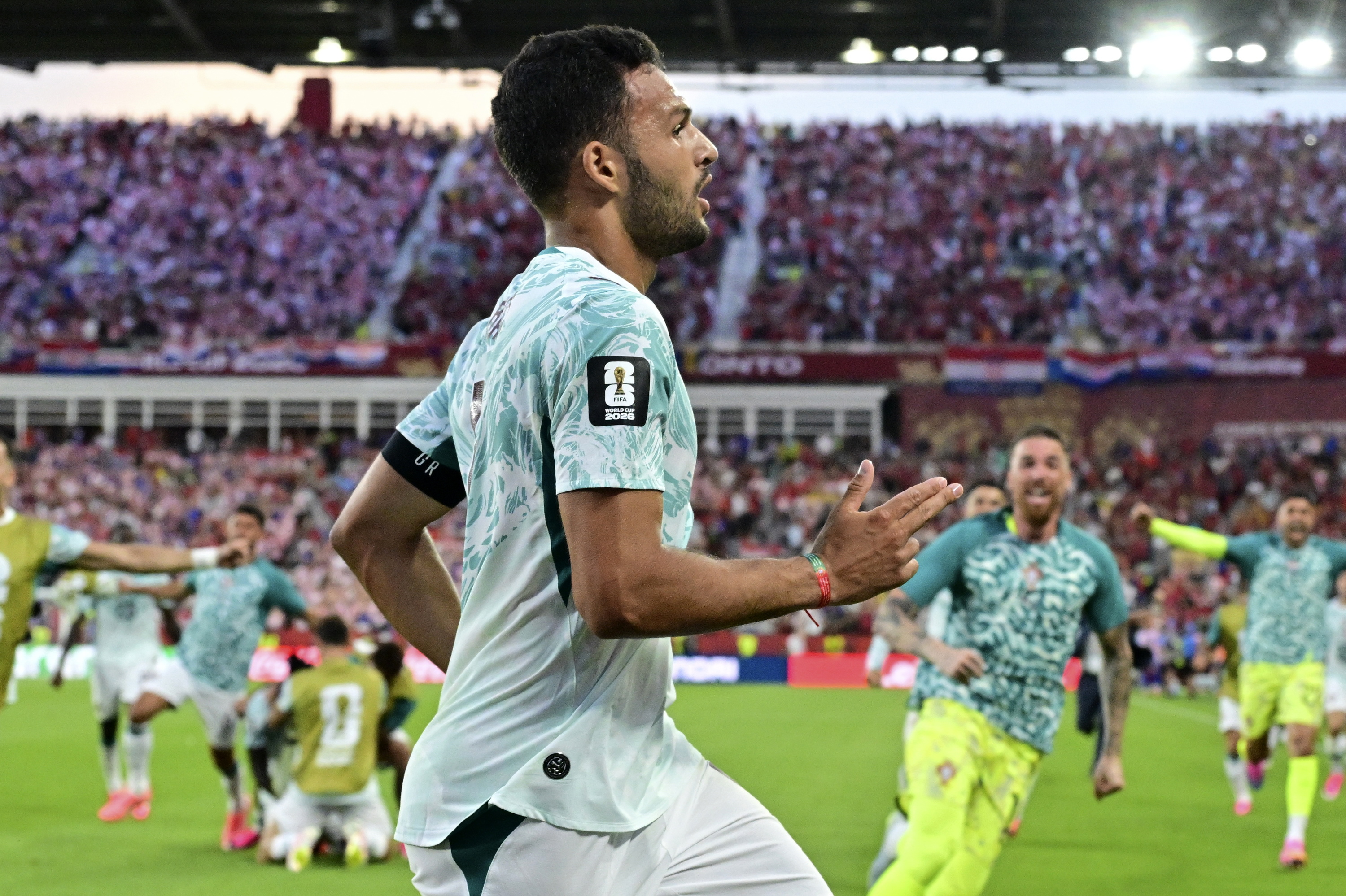 Goncalo Ramos Portugalgo jokalaria garaipenaren gola ospatzen. EDUARDO LIMA / EFE