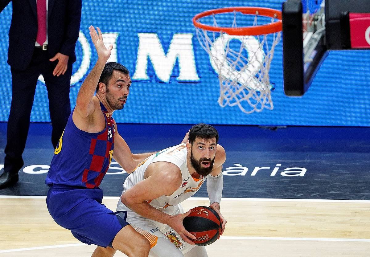 Baskonia eta Bartzelona ekainean, ligako finalean. MANUEL BRUQUE / EFE