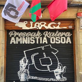 Ilargi taberna, artxiboko irudi batean. ILARGI TABERNA