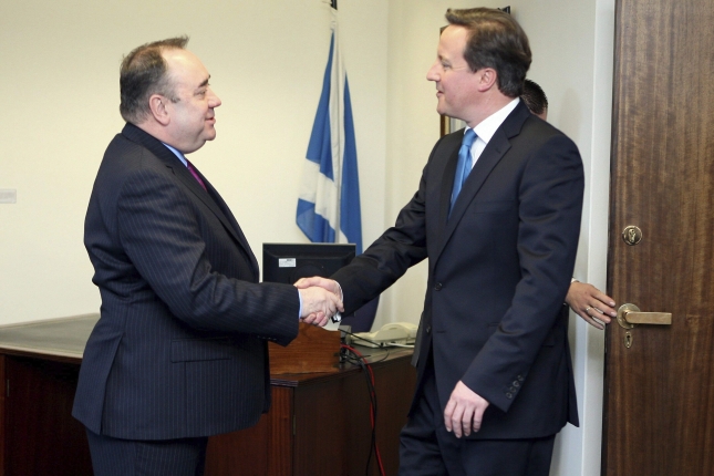 (ID_4299550) ALEX SALMOND - DAVID CAMERON