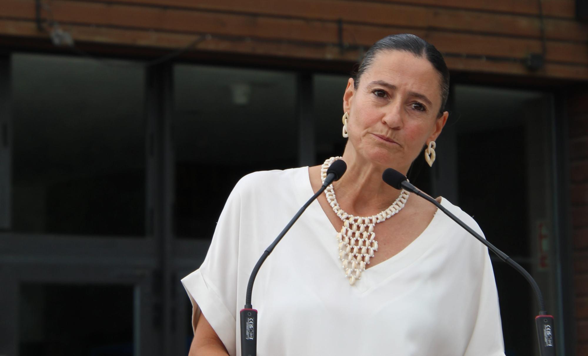 Mireia Elkoroiribe Durangoko alkatea, Plateruena aurrean. DURANGOKO UDALA
