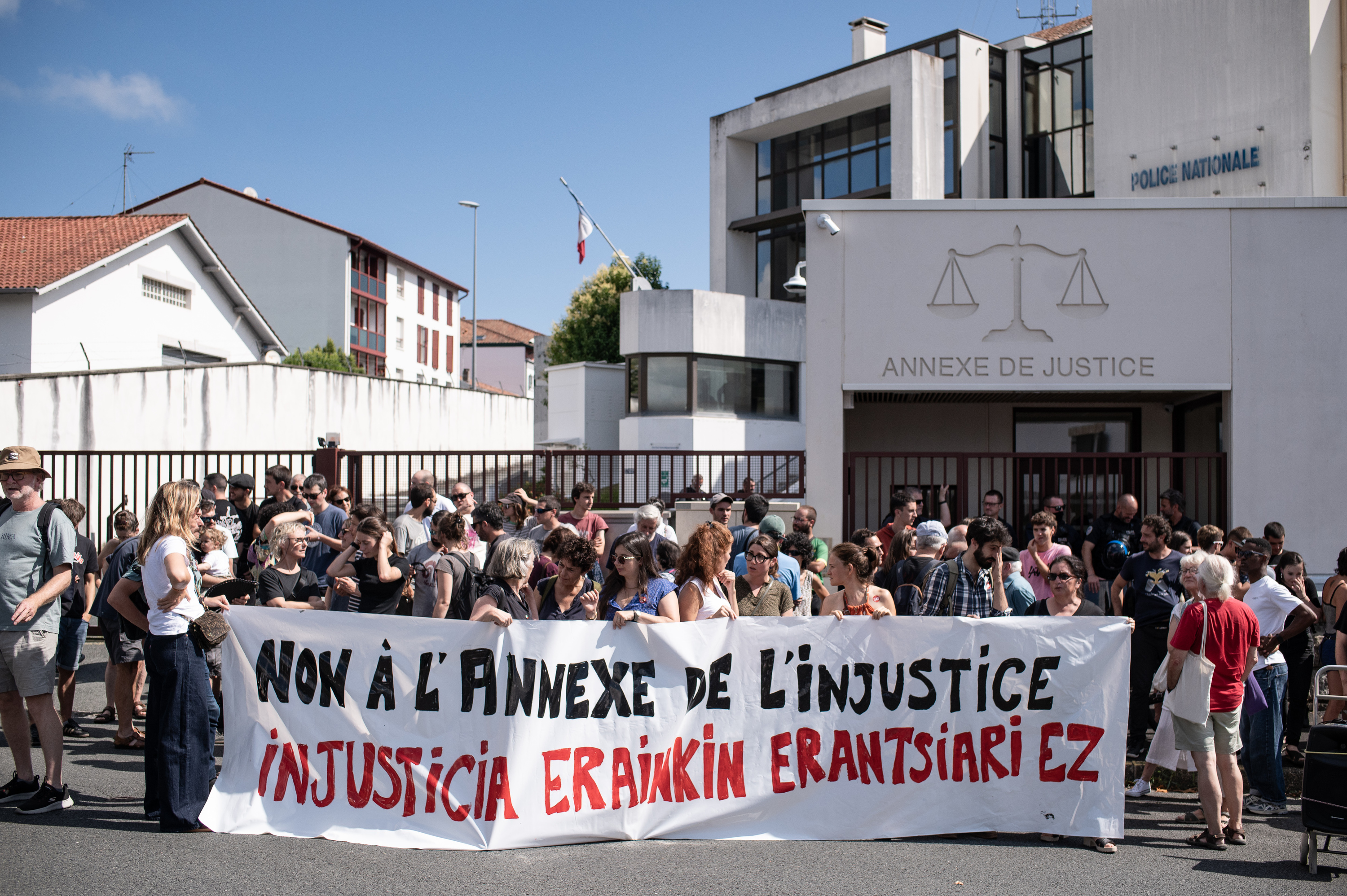 Justizia Eranskinaren aurkako elkarretaratzea, Hendaian. PATXI BELTZAIZ