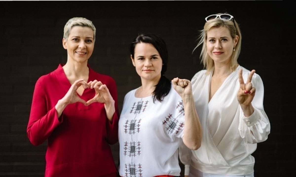 Ezkerretik eskuinera, Maria Kolesnikova, Sviatlana Tsikhanouskaia eta Veronika Tsepkalo. ALEX BUSTOS