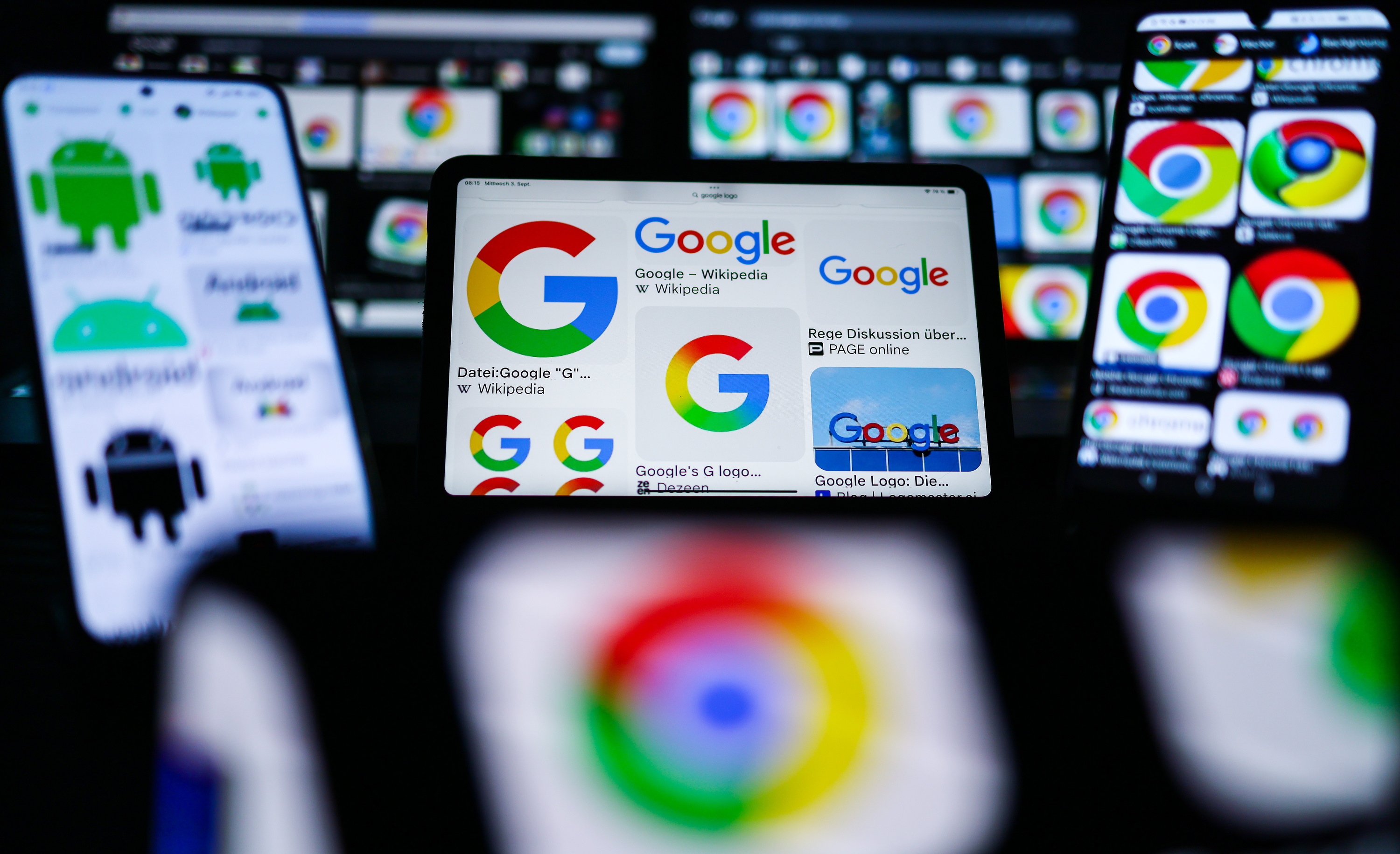 Googleren logoa pantaila batzuetan. HANNIBAL HANSCHKE / EFE
