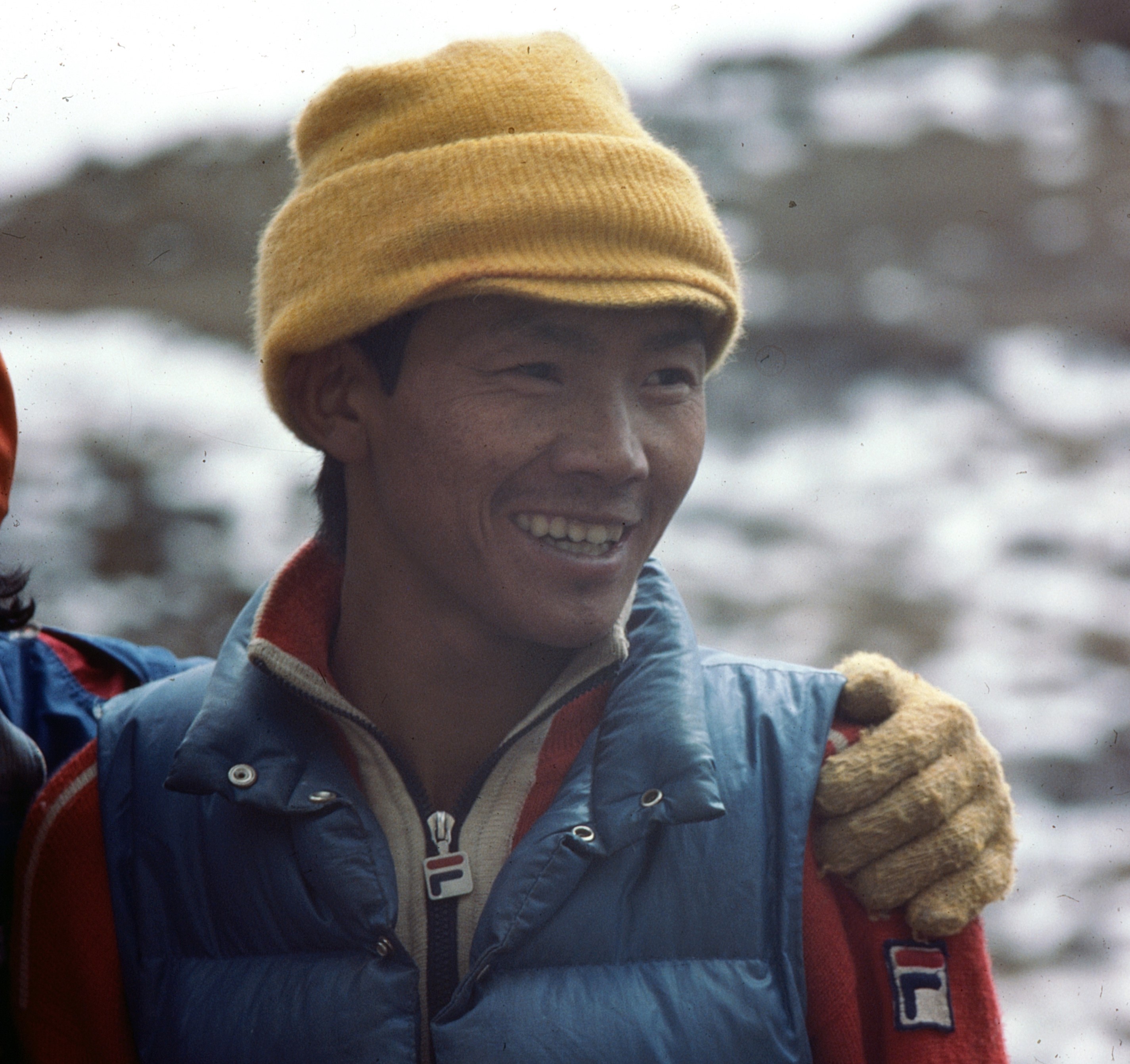 Pemba Tsering 1980an Everesten. 1980KO EUSKAL ESPEDIZIOA