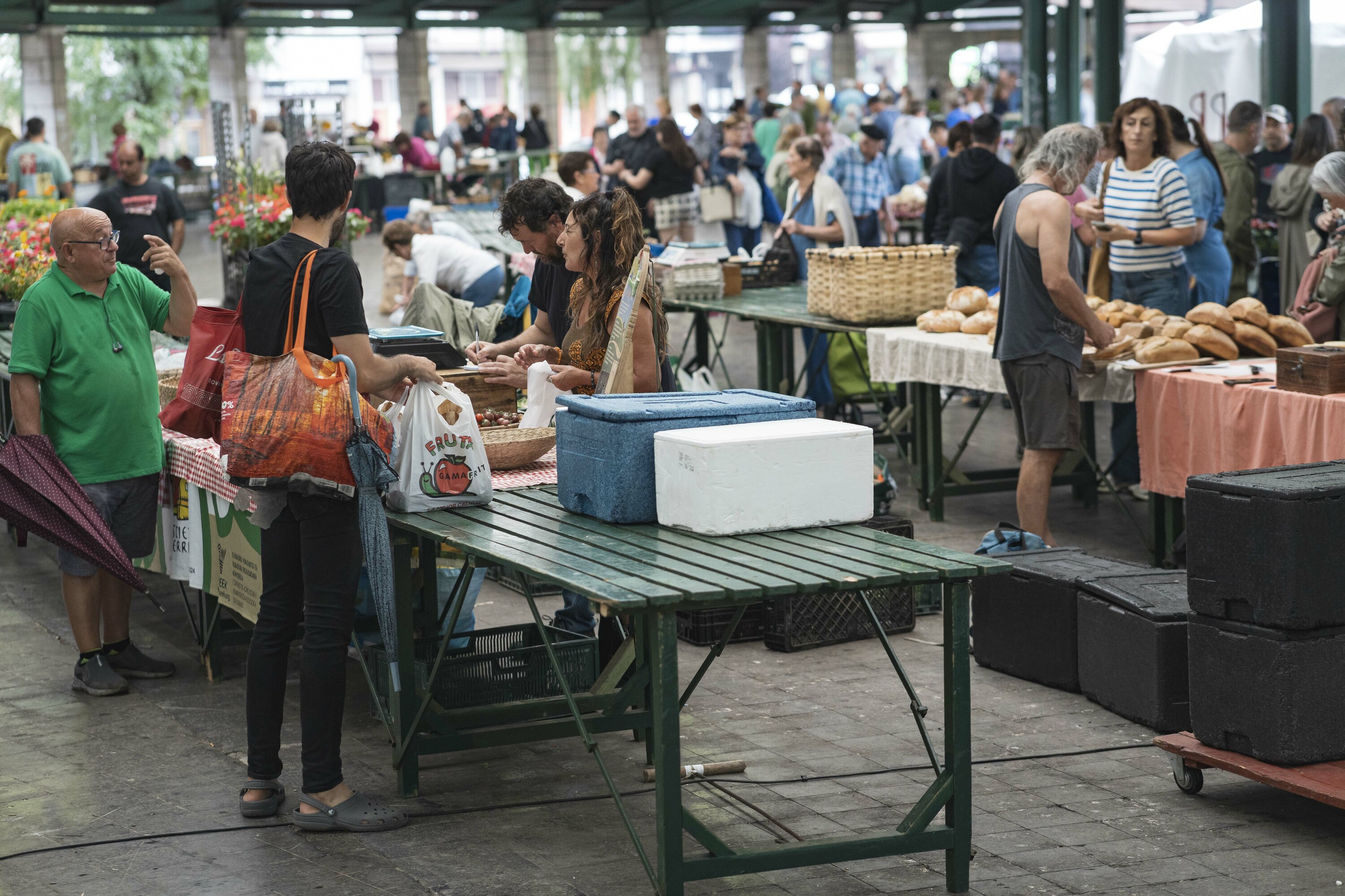 Gernika-Lumoko merkatu plaza, gaur, astelehena. ARITZ LOIOLA / FOKU