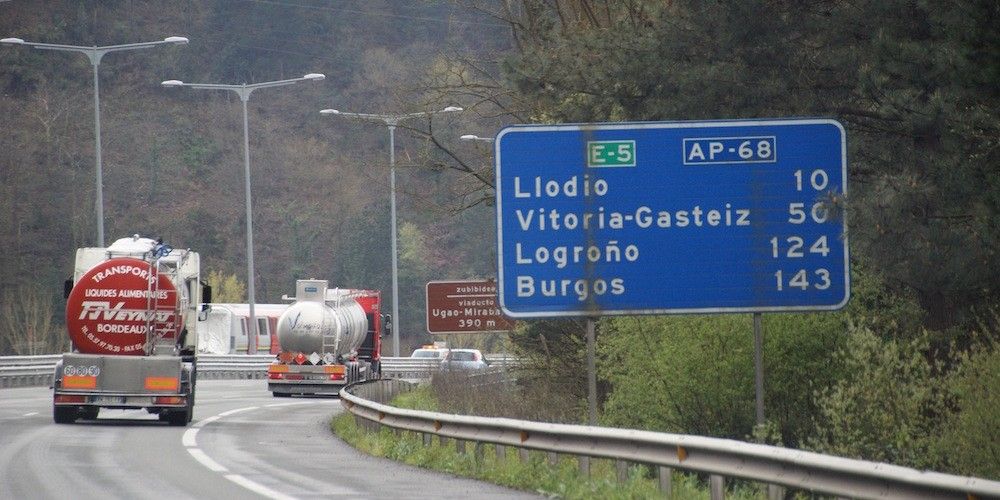 AP-68 errepidea, Bizkaia eta Arabaren arteko mugan. IREKIA