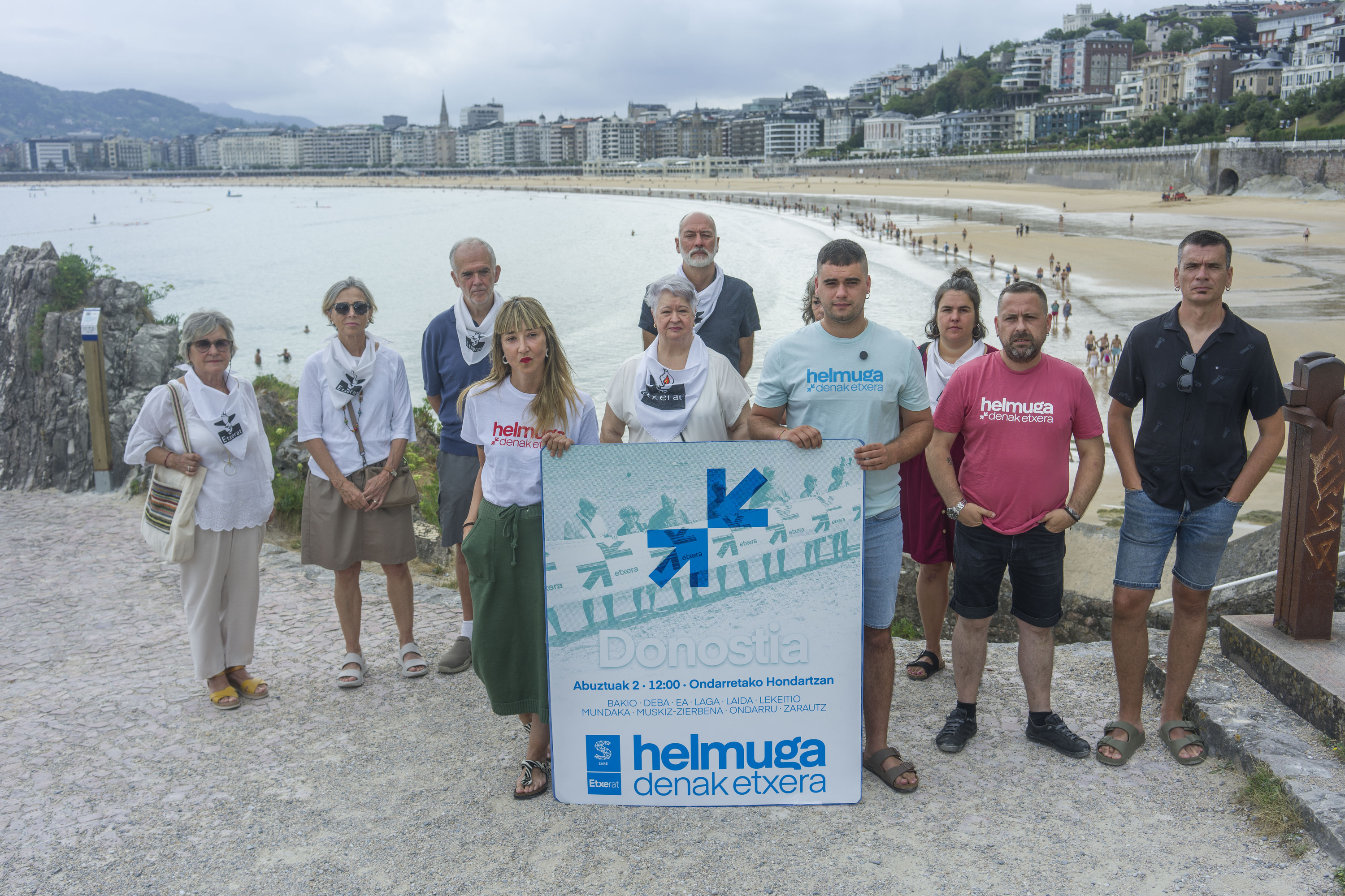 Hondartzetako mobilizazioak iragartzeko agerraldia, Donostian. JON URBE / FOKU