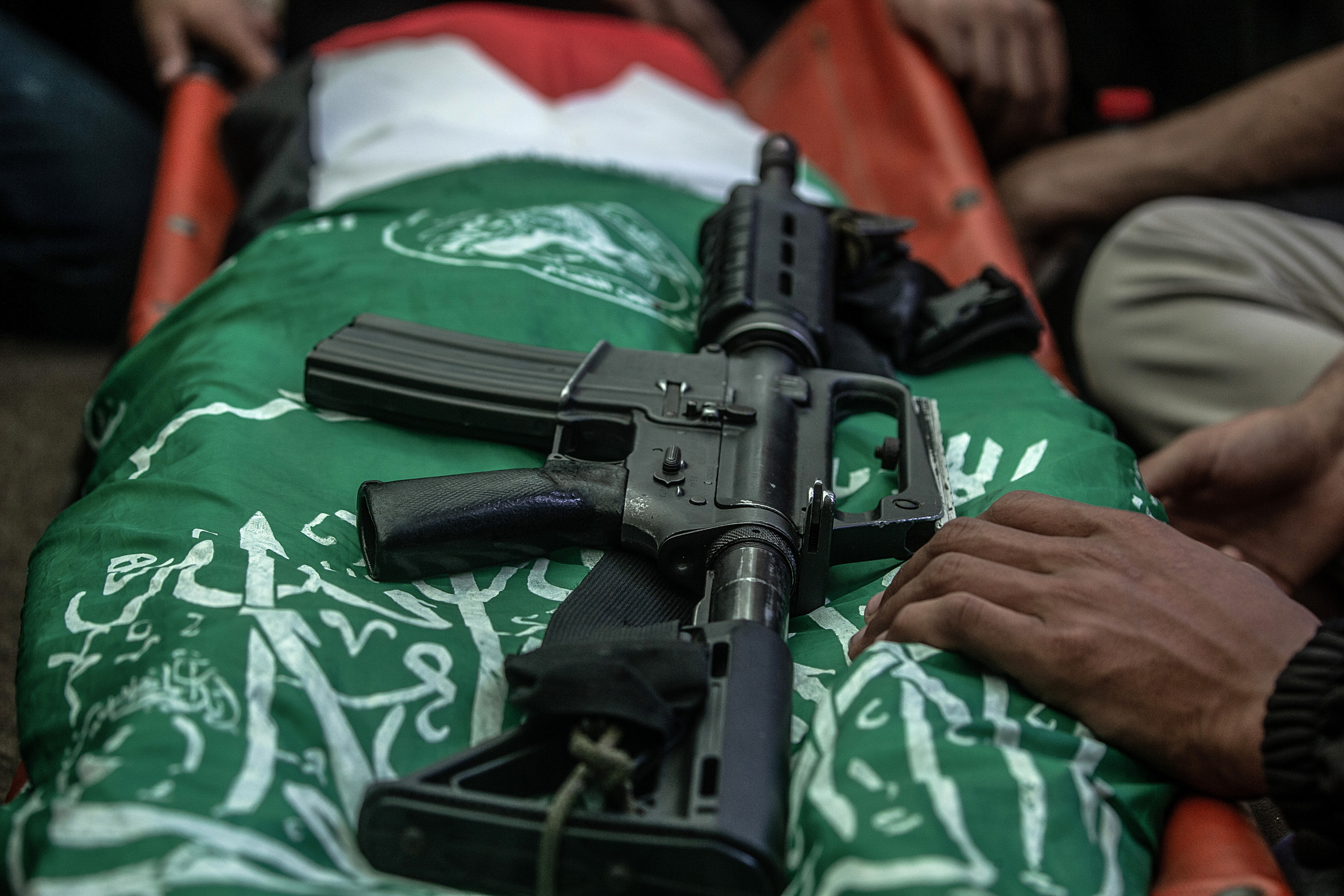Hamaseko buruzagi militar baten hileta, aurtengo maiatzean, Gaza hirian. MOHAMMED SABER / EFE
