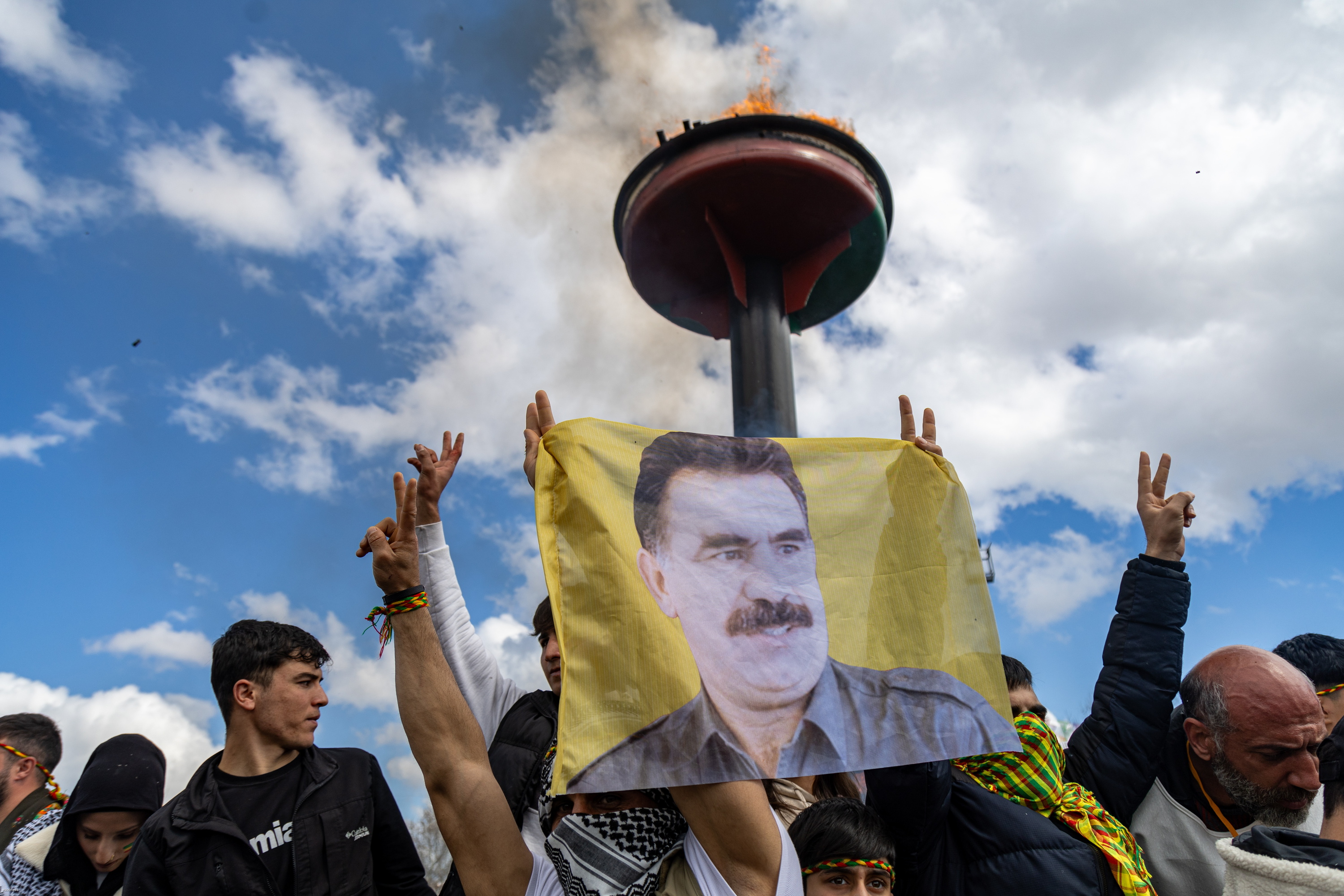 Kurduak Newroz eguna ospatzen Diyarbakirren, Turkiaren menpeko Kurdistango hiriburuan, iazko martxoaren 20an. METIN YOKSU/EFE