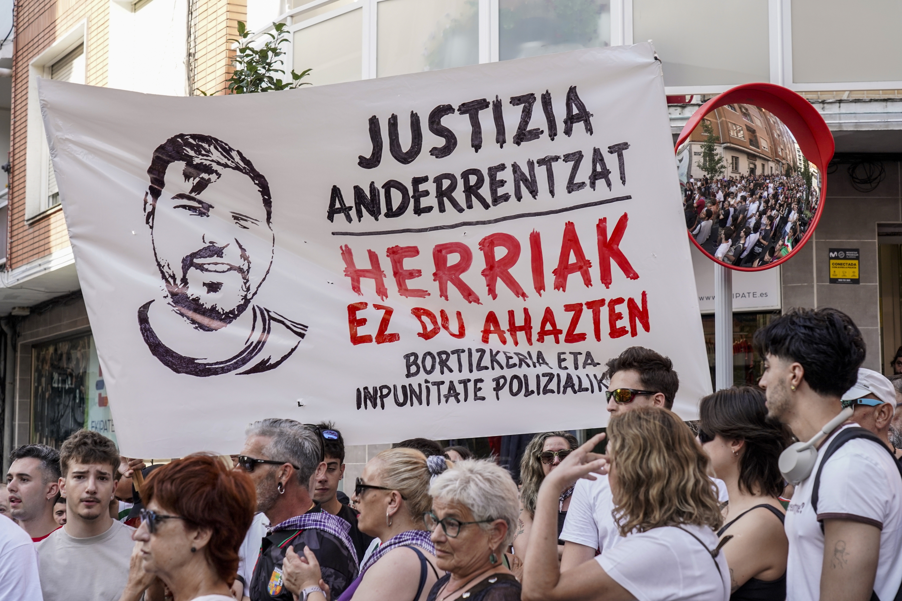 Justizia Anderrentzat herri plataformak uztailaren 17an egin zuen mobilizazioa, Santurtzin. MARISOL RAMIREZ / FOKU