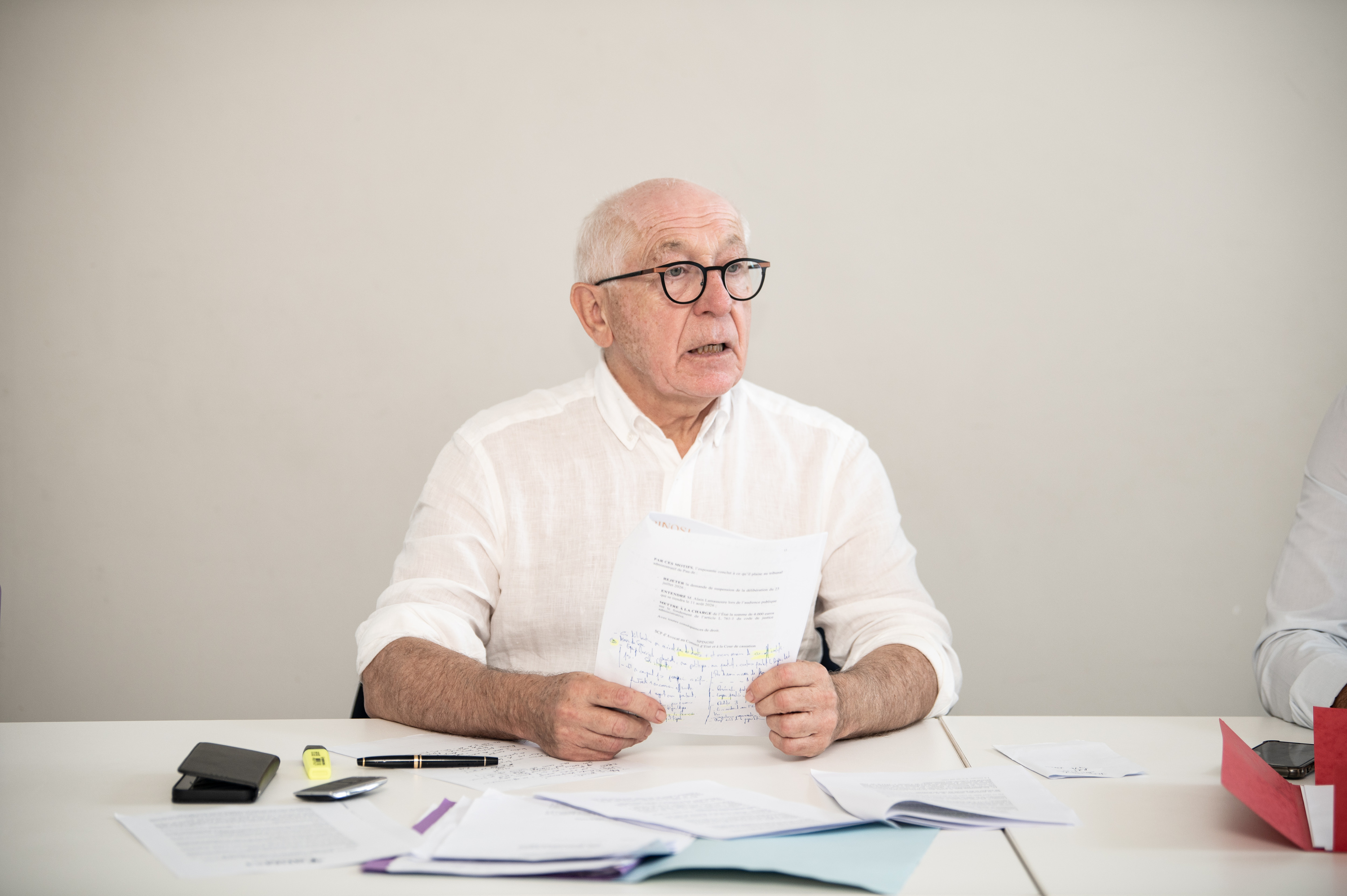 Jean Rene Etxegarai Baionako auzapeza, uztailaren 11ko audientzia aipatzeko prentsaurrekoan. PATXI BELTZAIZ