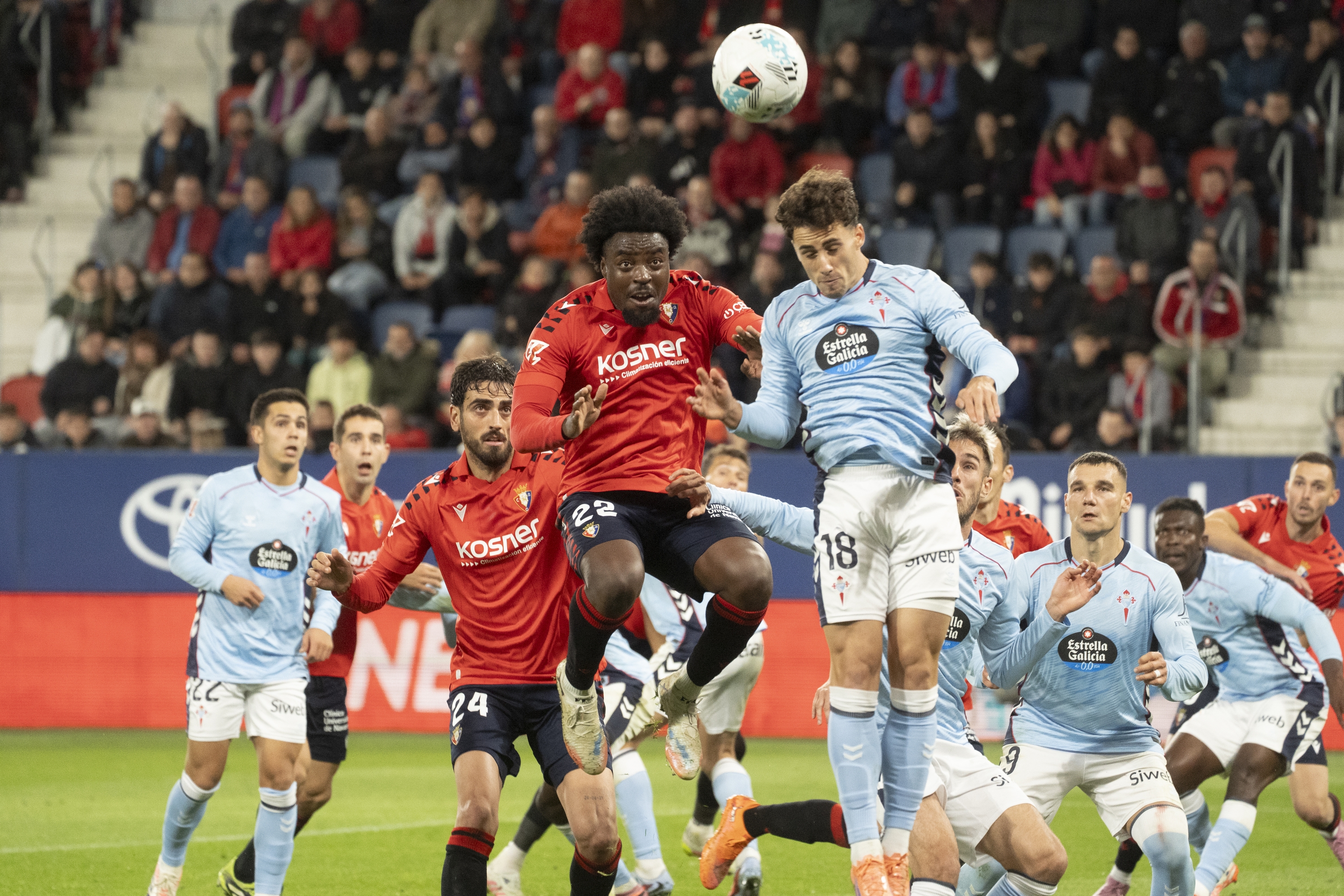 Osasuna eta Celta aurreko denboraldiko partida batean. JAGOBA MANTEROLA / FOKU