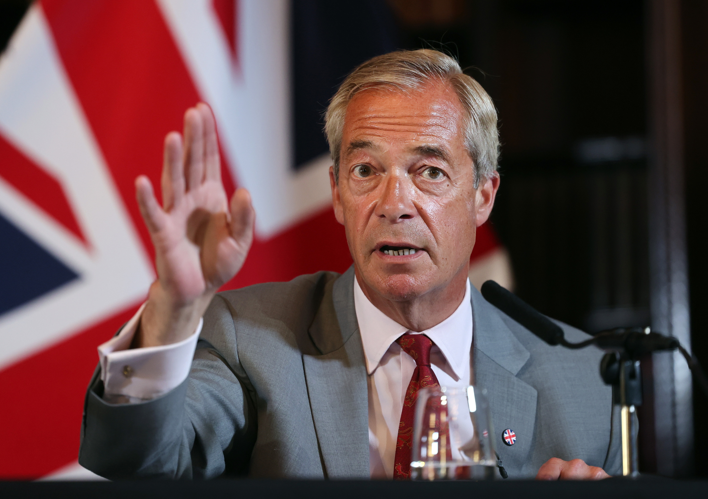 Nigek Farage, astelehenean emandako prentsaurreko batean, Londresen. ANDY RAIN / EFE