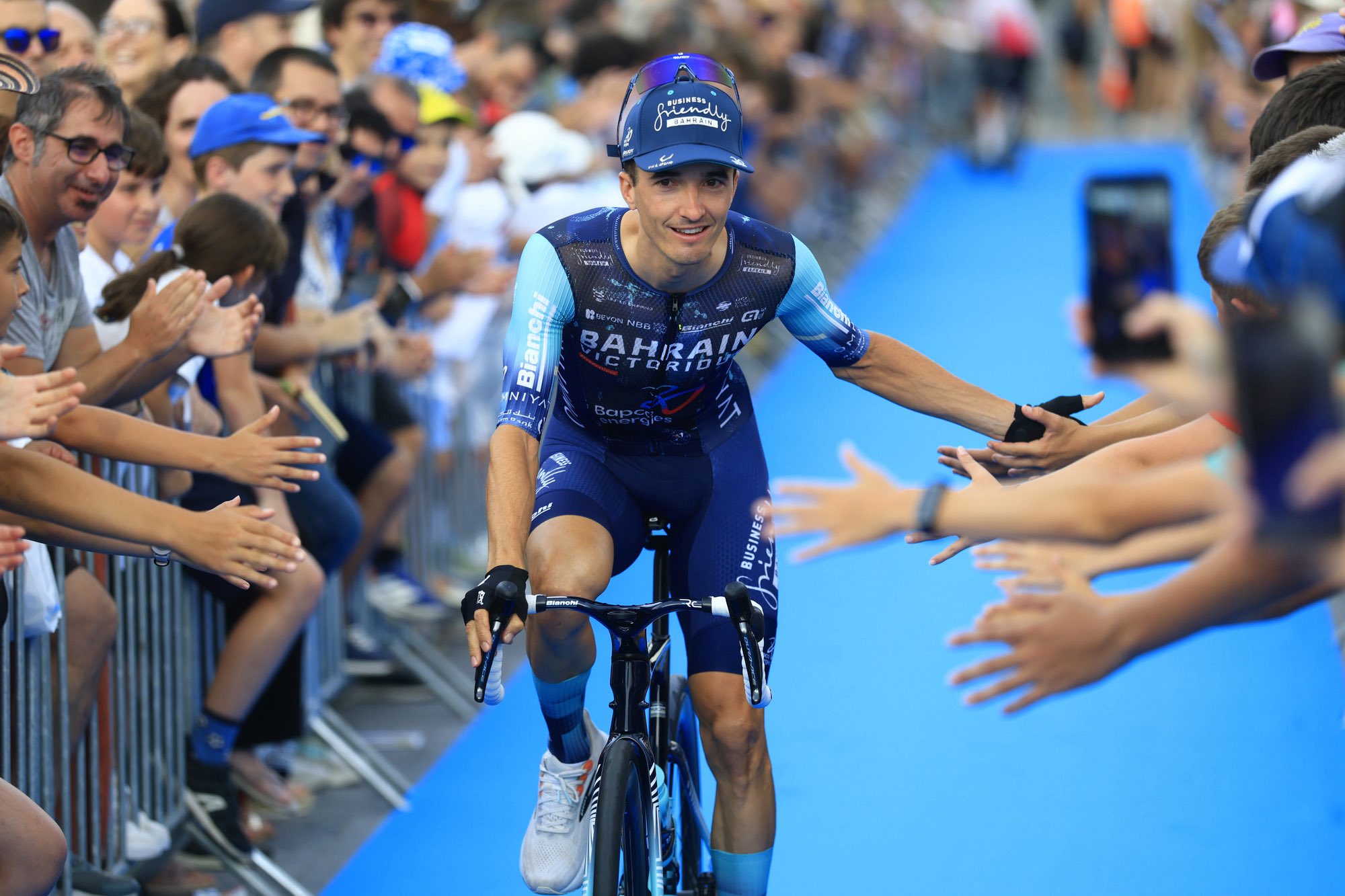 Pello Bilbao Donostiako Klasikoko aurkezpenean. SPRINT CYCLING
