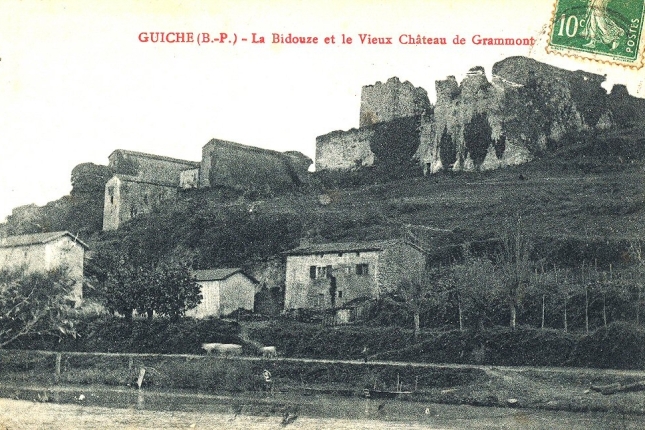 Gixuneko gaztelua, artxiboko irudi batean. JEAN-PIERRE ROBERT Gixuneko gaztelua, artxiboko irudi batean. JEAN-PIERRE ROBERT