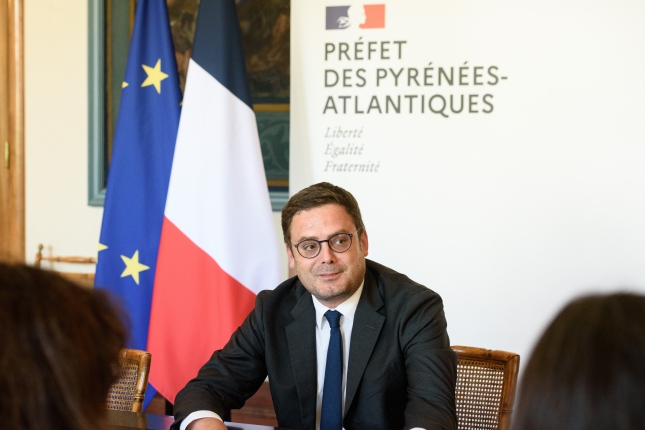 Simon Fetet Simon Fetet