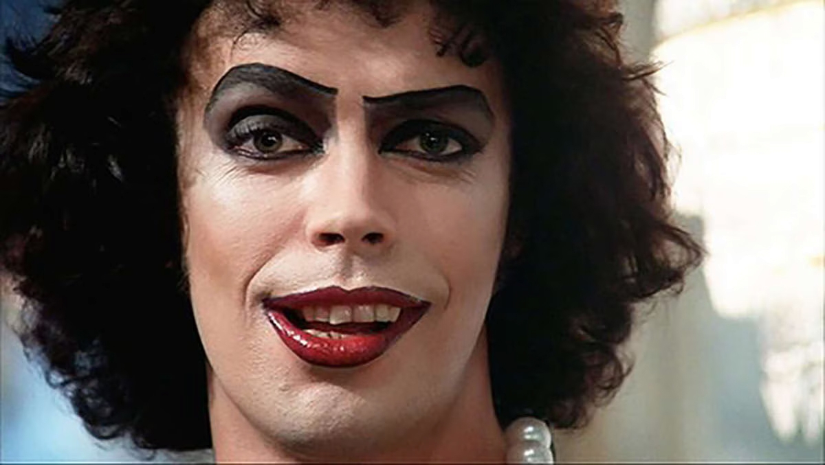 Tim Curry aktorea, 'The Rocky Horror Show' filmean.