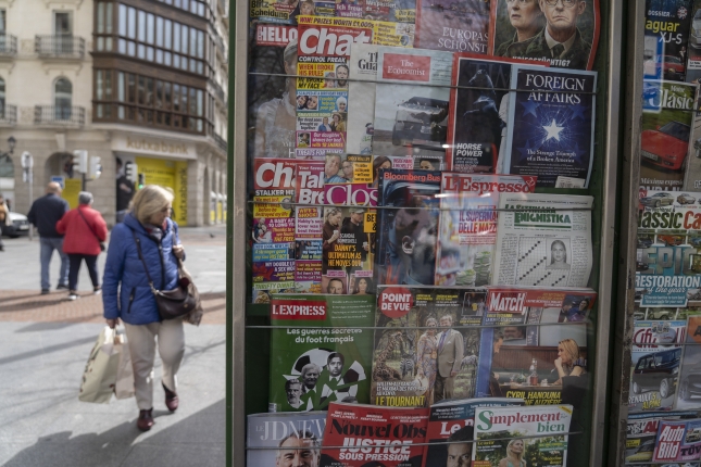 ALDIZKARIAK KIOSKOAN ALDIZKARIAK KIOSKOAN