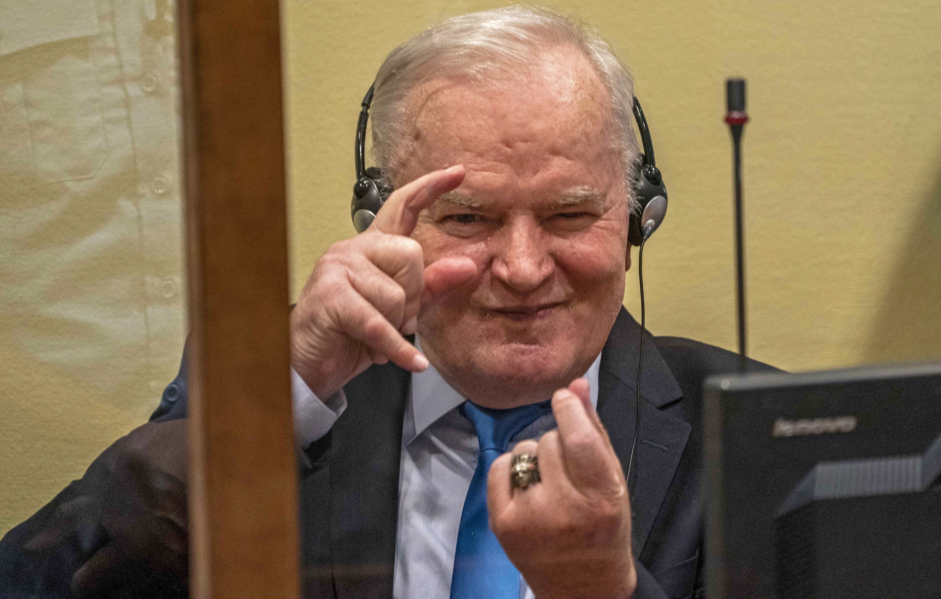 Ratko Mladic Hagan 2021ean, auzi saio batean. JERRY LAMPEN / EFE
