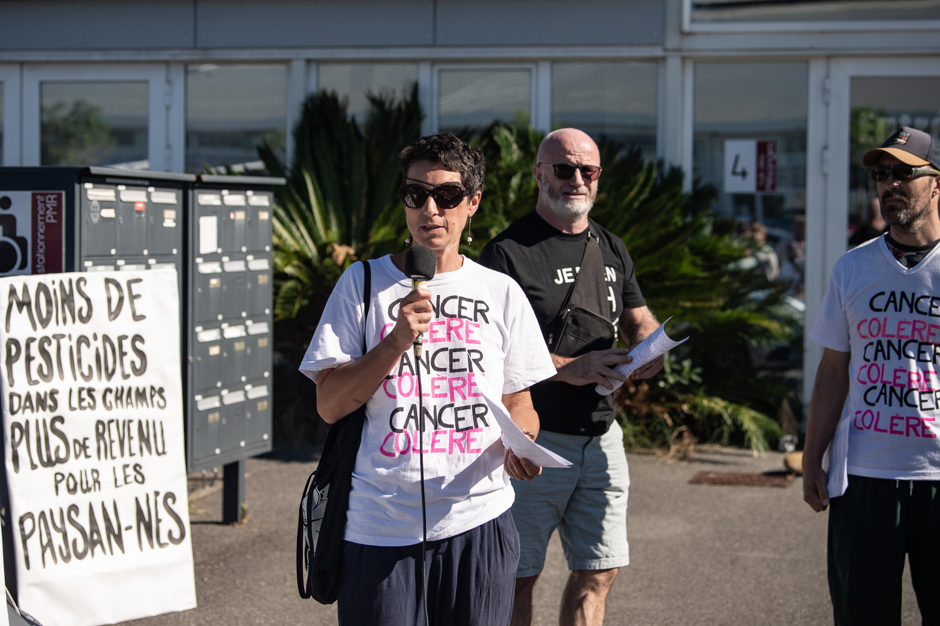 Armelle Gomez Cancer Colereko kidea mintzo, gaur, Miarritzen. PATXI BELTZAIZ 