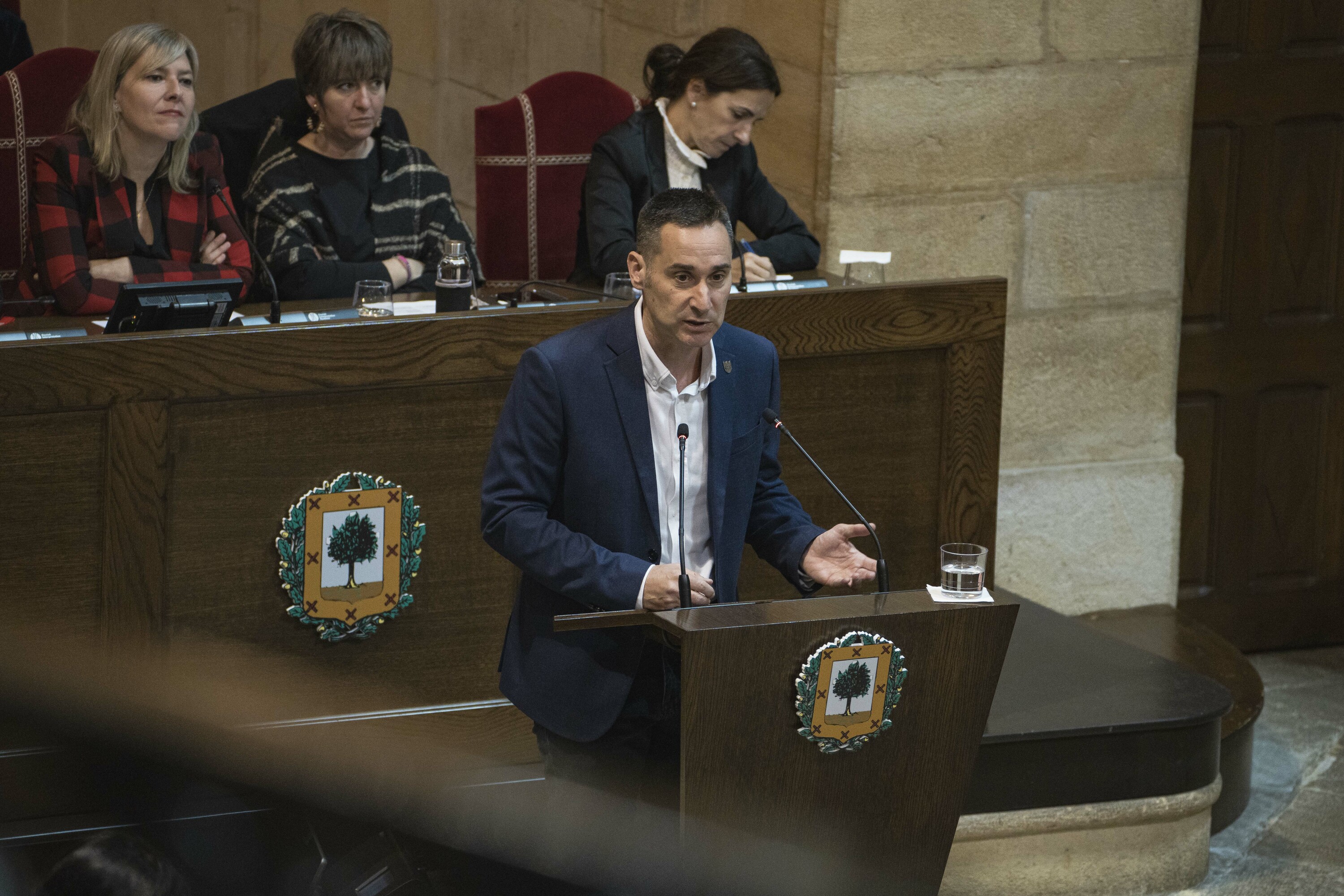 Iker Casanova Alonso Bizkaiko Batzar Nagusien osoko bilkuran, Gernikan, artxiboko irudi batean. ARITZ LOIOLA / FOKU