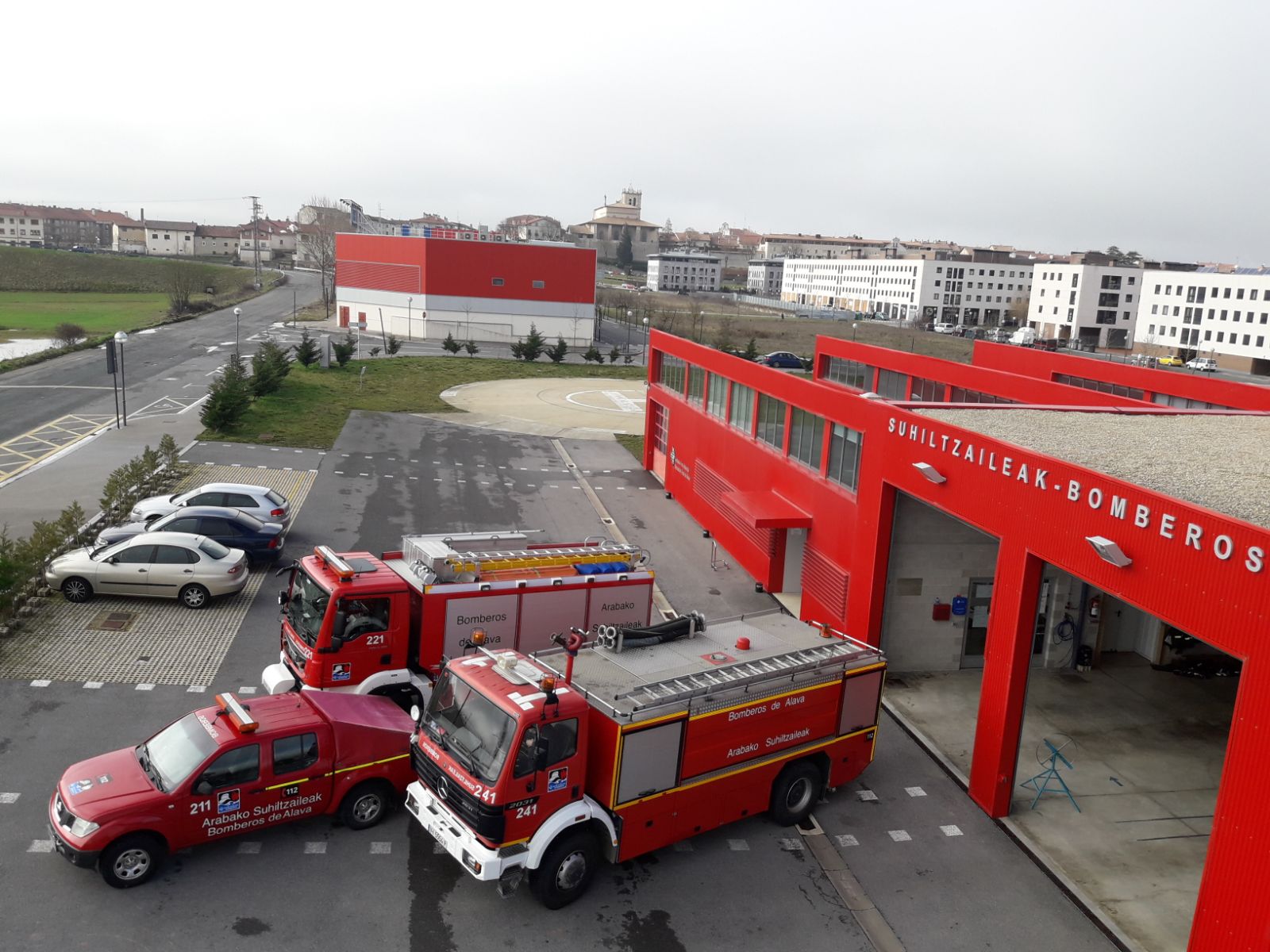 Arabako foru suhiltzaileen Aguraingo parkea. ARABAKO SUHILTZAILEAK
