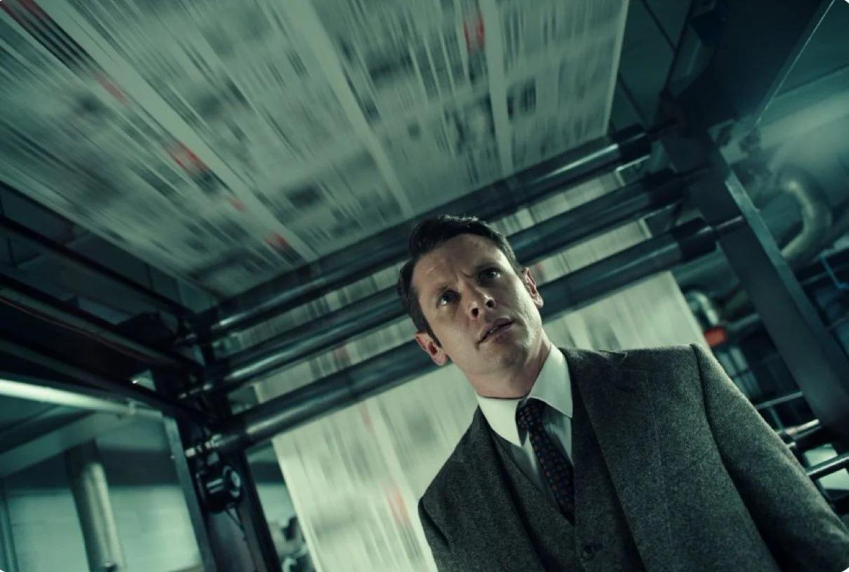 Jack O'Connell aktorea 'Ink' filmaren fotograma batean. 