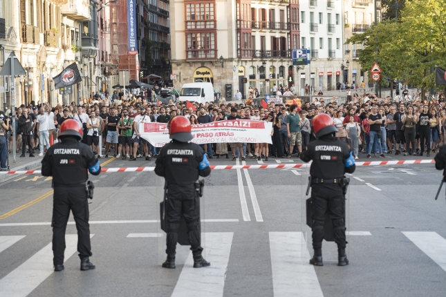 Eragile antifaxistek egindako elkarretaratzea, Bilbon. ARITZ LOIOLA / FOKU