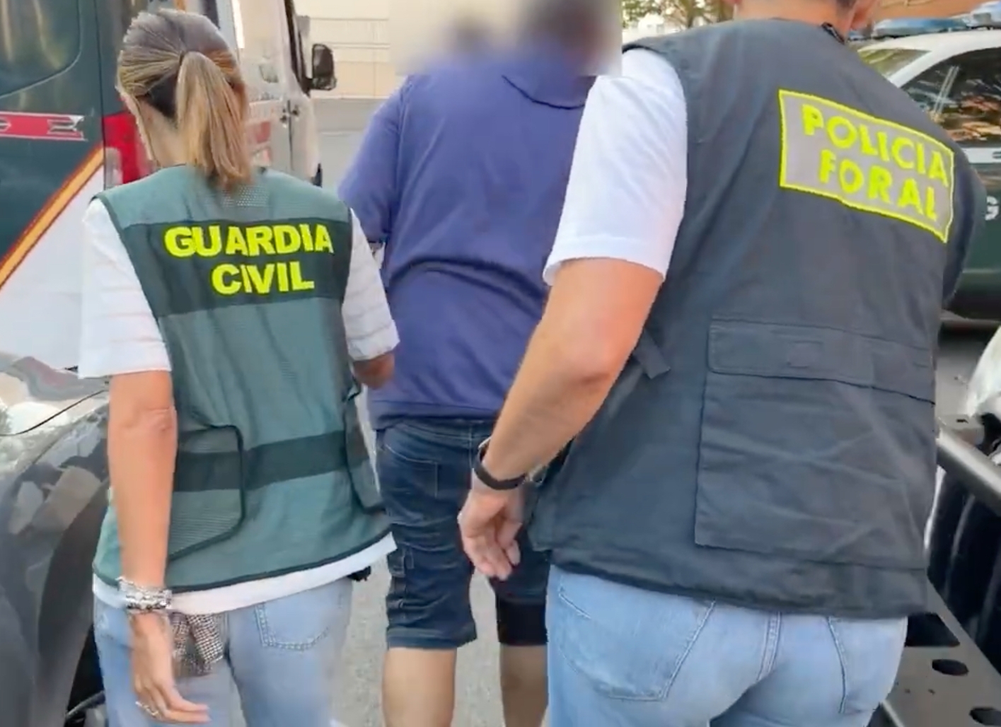 Guardia Zibilak eta Foruzaingoak egindako operazioaren irudia. BERRIA