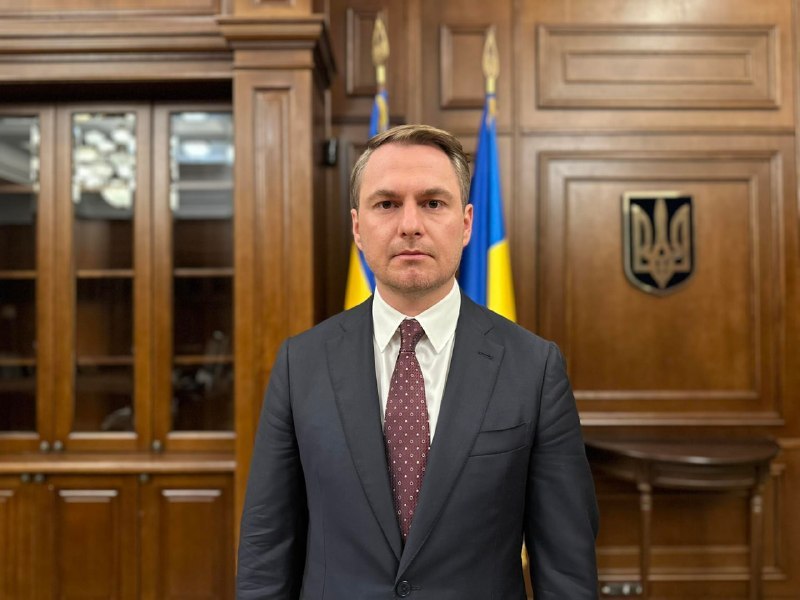  Ruslan Kravtxenko, Ukrainako fiskal nagusi ohia. UKRAINAKO GOBERNUA