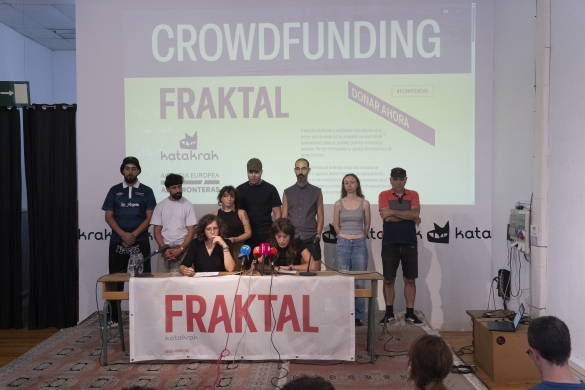 Fraktal espazioaren aurkezpena Katakraken egin dute. IÑIGO URIZ / FOKU Fraktal espazioaren aurkezpena Katakraken egin dute. IÑIGO URIZ / FOKU